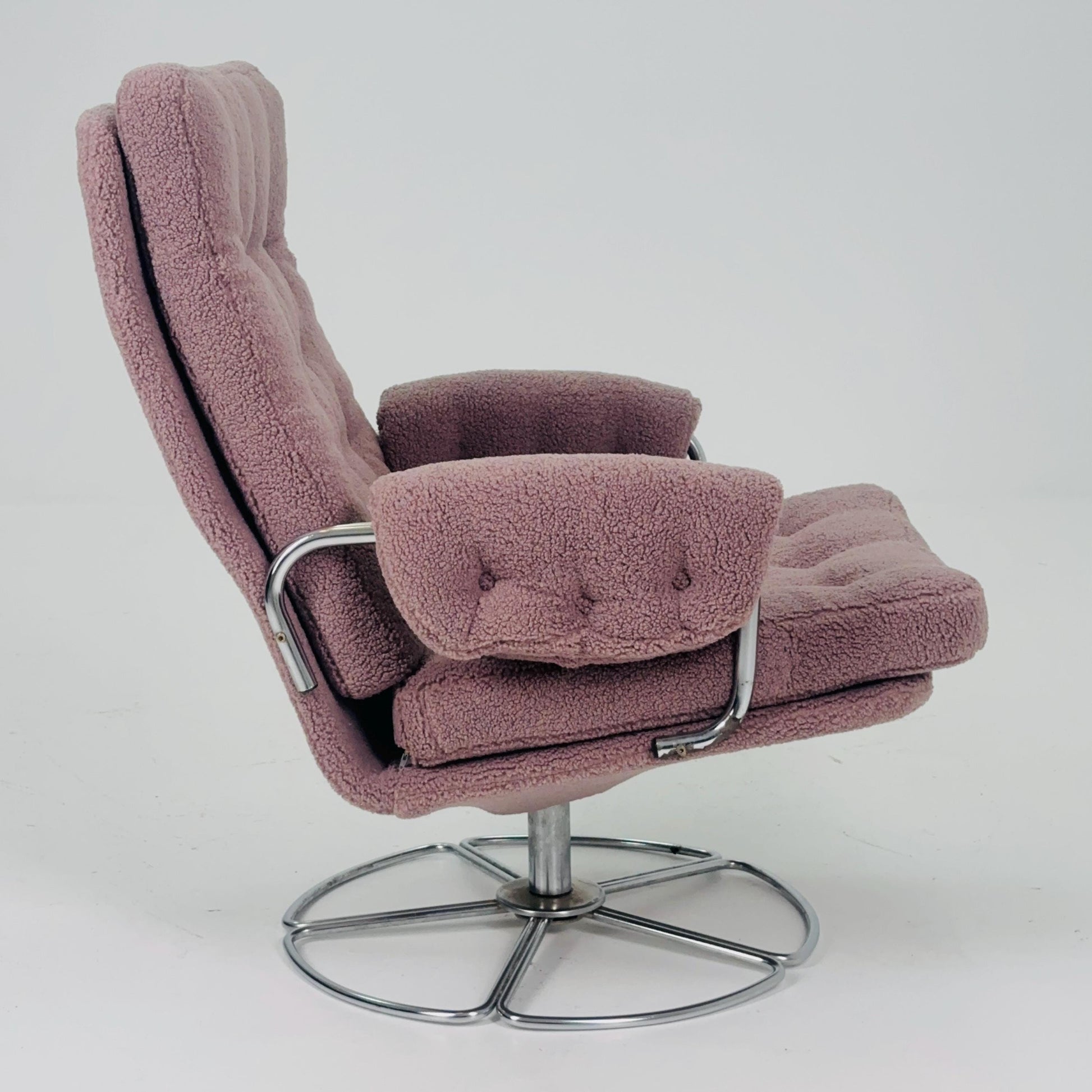 Mid century Bruno Mathsson Swivel Lounge Chair for DUX, 1960s Sweden