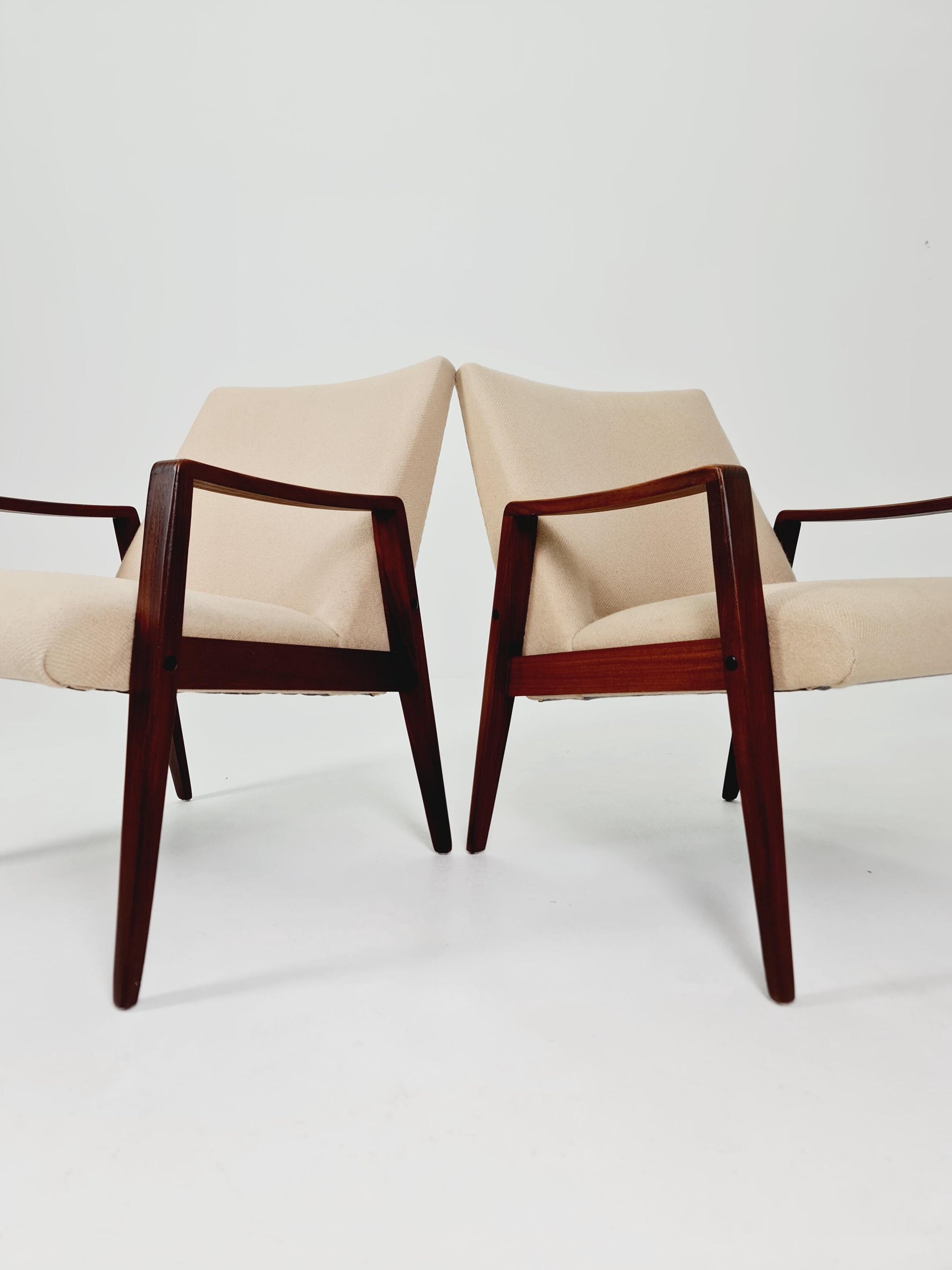 Mid century easy lounge chairs 1960s, Set of 2
