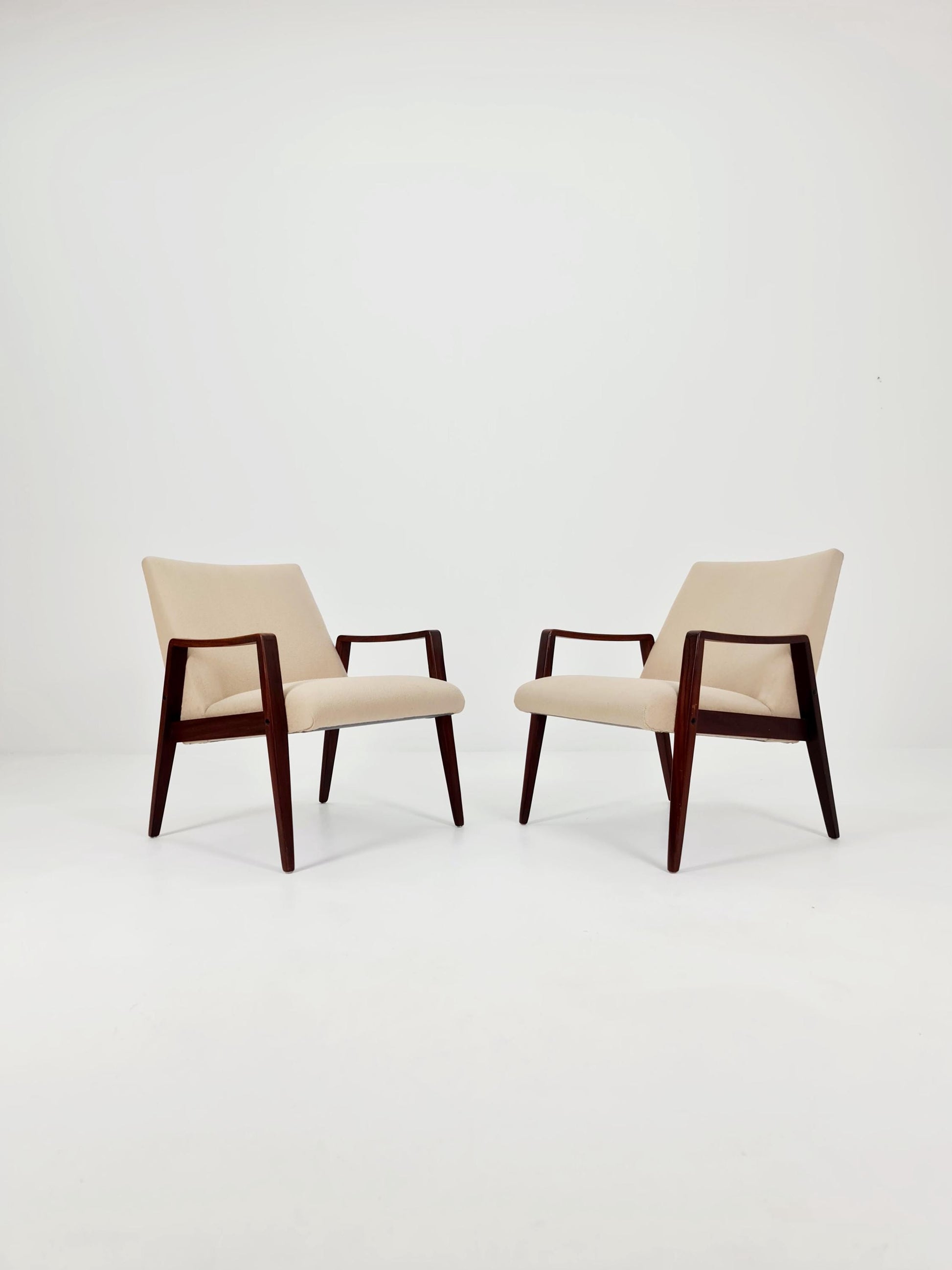 Mid century easy lounge chairs 1960s, Set of 2