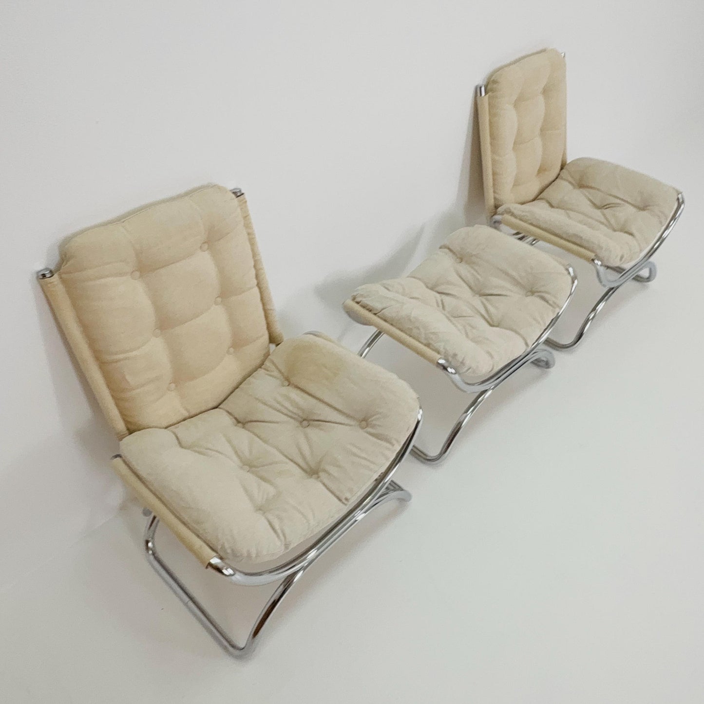 Set of 3 Mid century Jan Schröfer Lounge Chairs & Ottoman for Ahrend de Cirkel, 1970s Netherlands