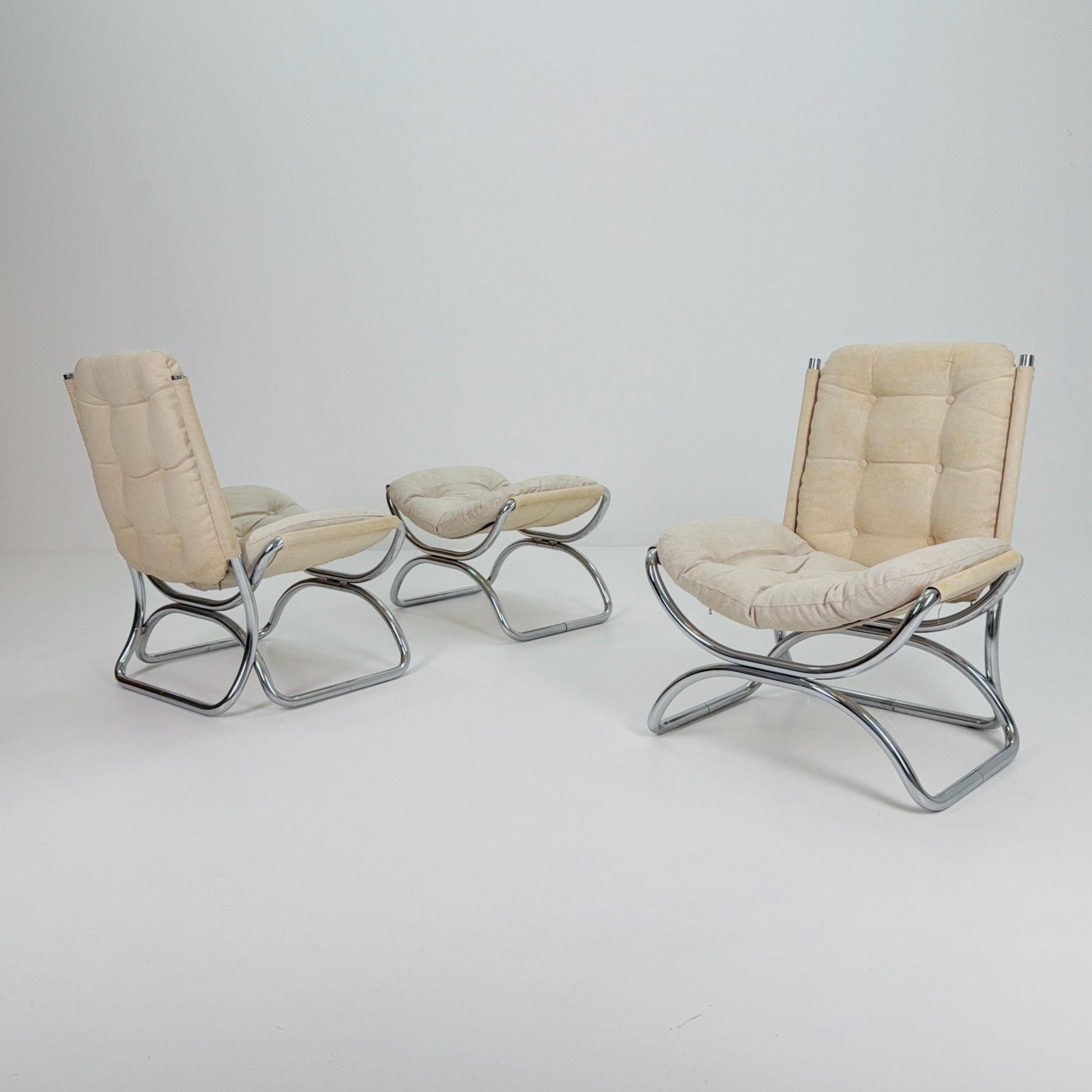 Set of 3 Mid century Jan Schröfer Lounge Chairs & Ottoman for Ahrend de Cirkel, 1970s Netherlands