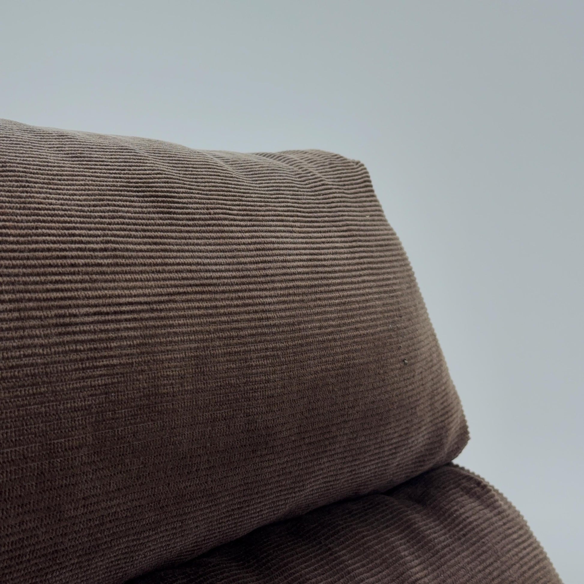 Mid century lounge chair By Gillis Lundgren Ikea Hoss Sweden 1970s