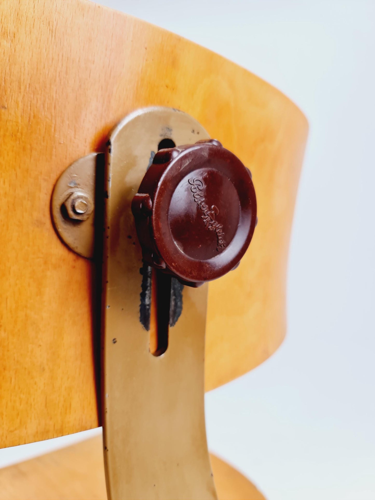 Bauhaus swivel office chair in solid wood By Polster Gleich ,1930s