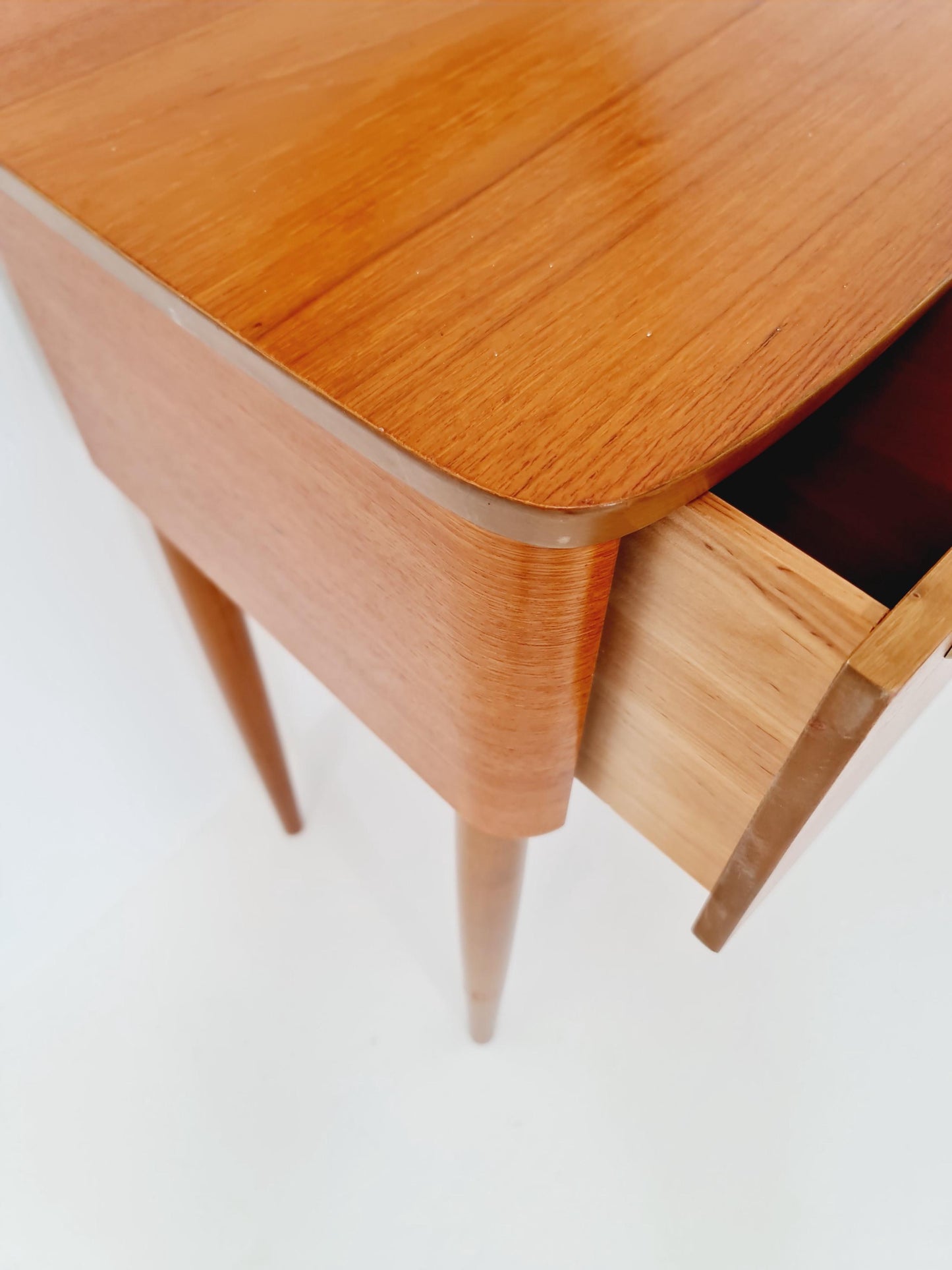 Mid Century Modern Danish Teak vanity table make up table with round wall mirror by Fröseke for AB nybrofabriken, 1960s