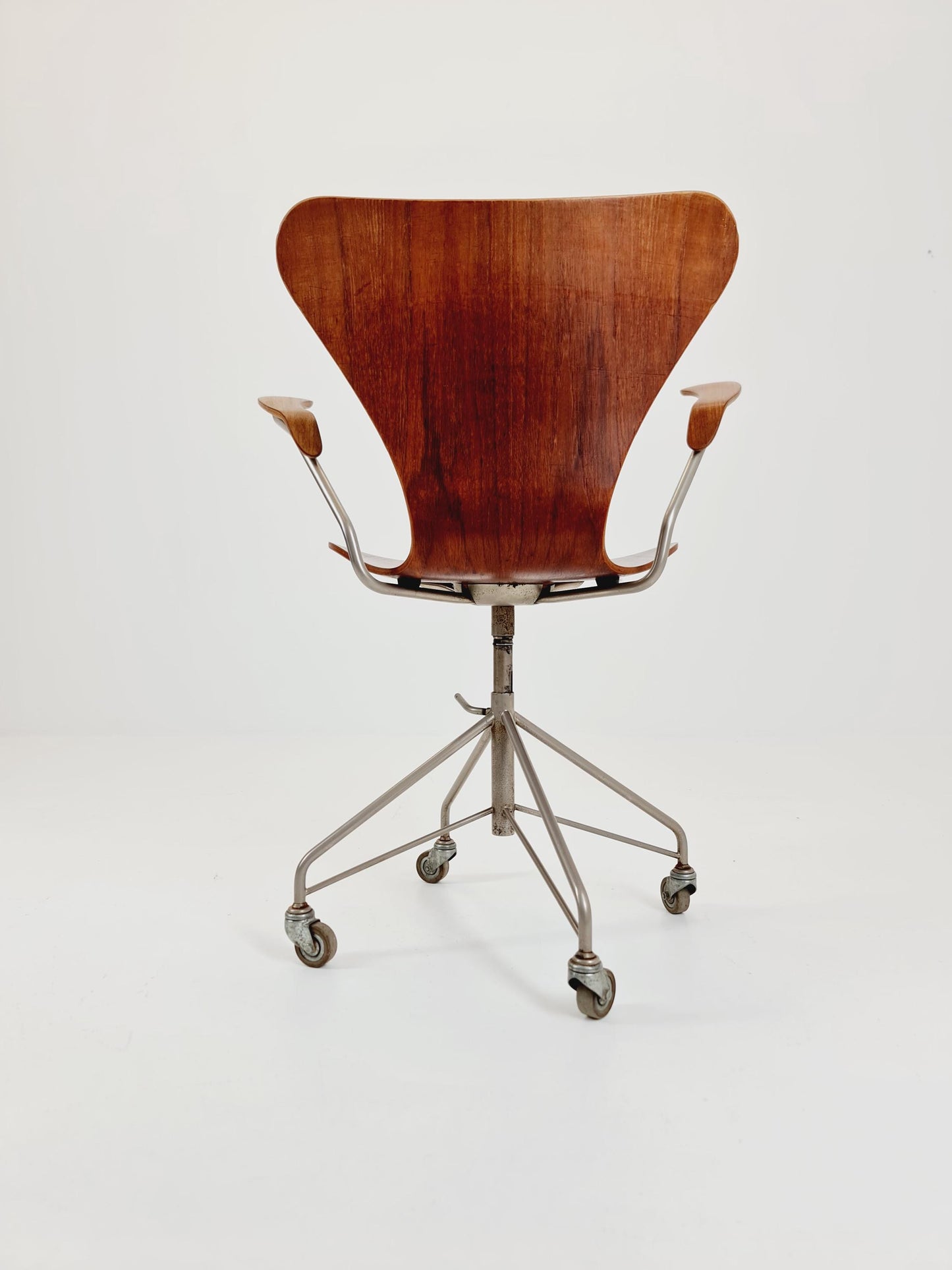 Vintage TeaK Swivel Chairs by Arne Jacobsen for Fritz Hansen, Model 3217, 1960s,
