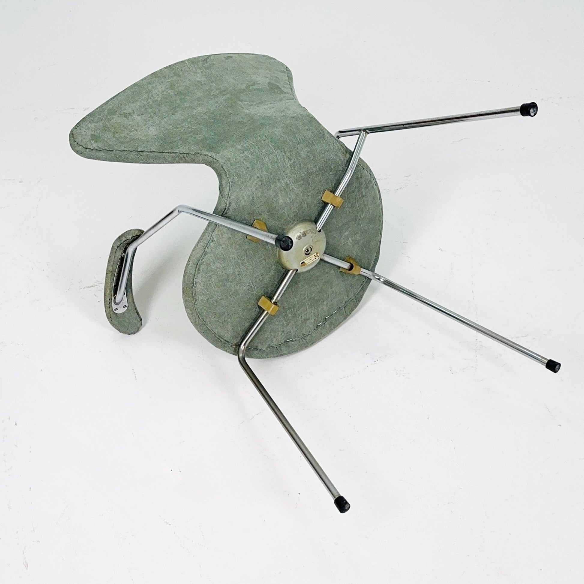 Rare Arne Jacobsen 3207 Armchair “The Seven Chair” for Fritz Hansen, Denmark, 1960s