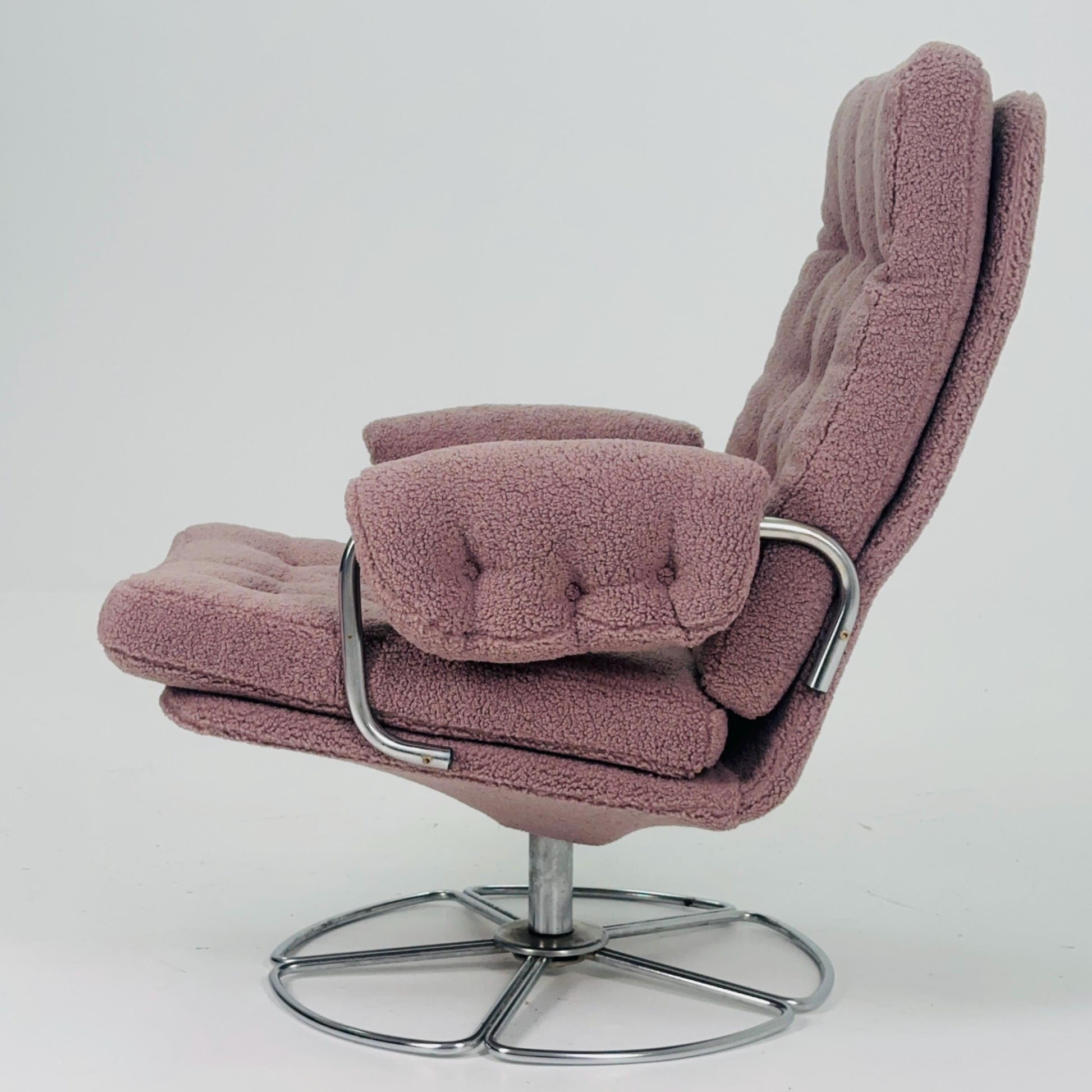 Mid century Bruno Mathsson Swivel Lounge Chair for DUX, 1960s Sweden