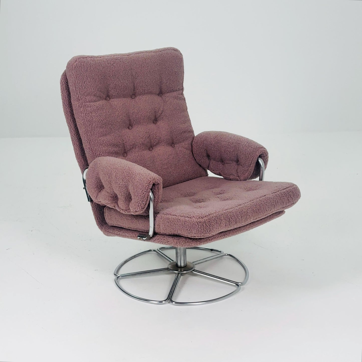 Mid century Bruno Mathsson Swivel Lounge Chair for DUX, 1960s Sweden