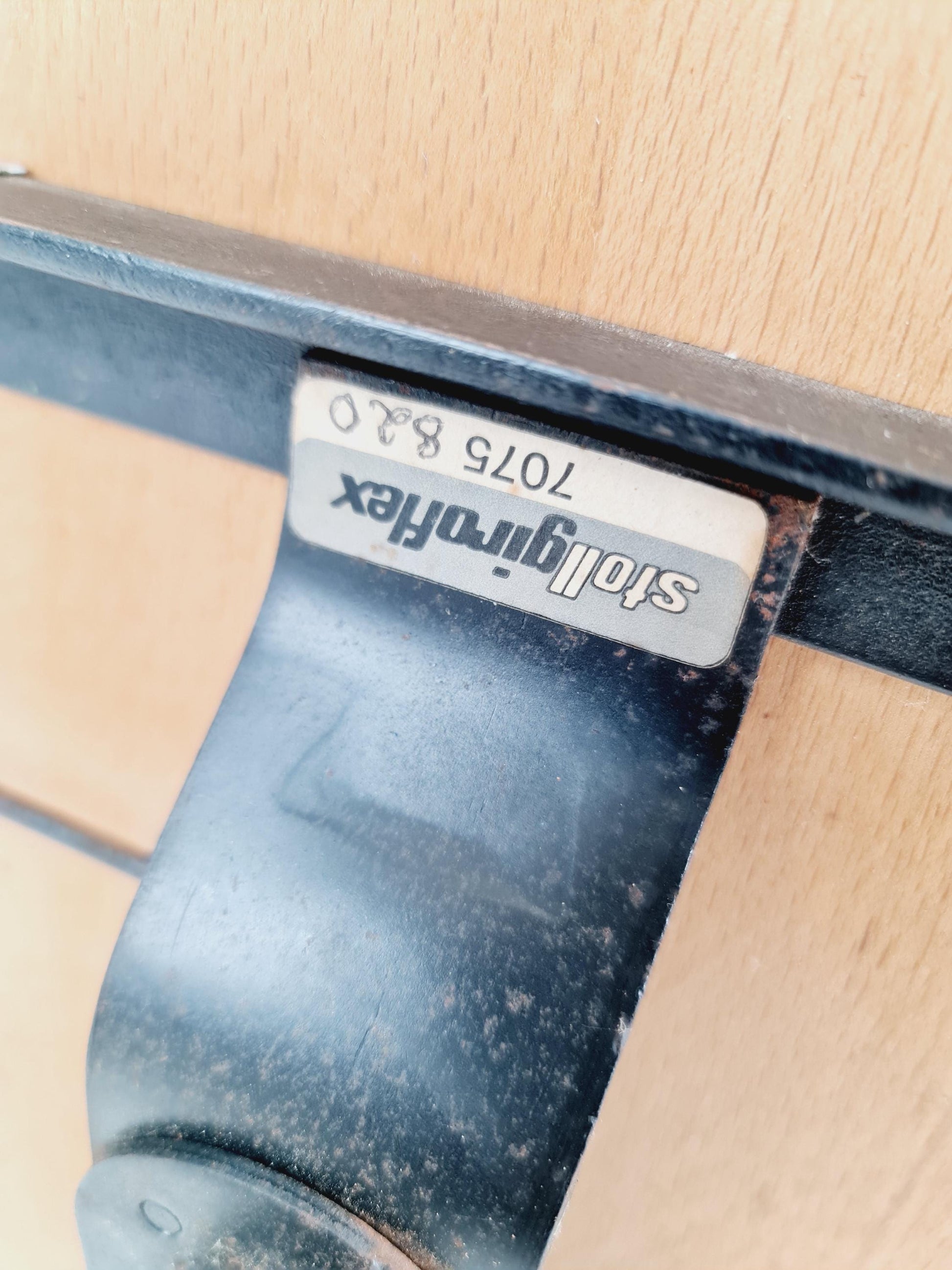 Bauhaus swivel office chair in solid wood By SToll Giroflix Modell 7075 ,1960s