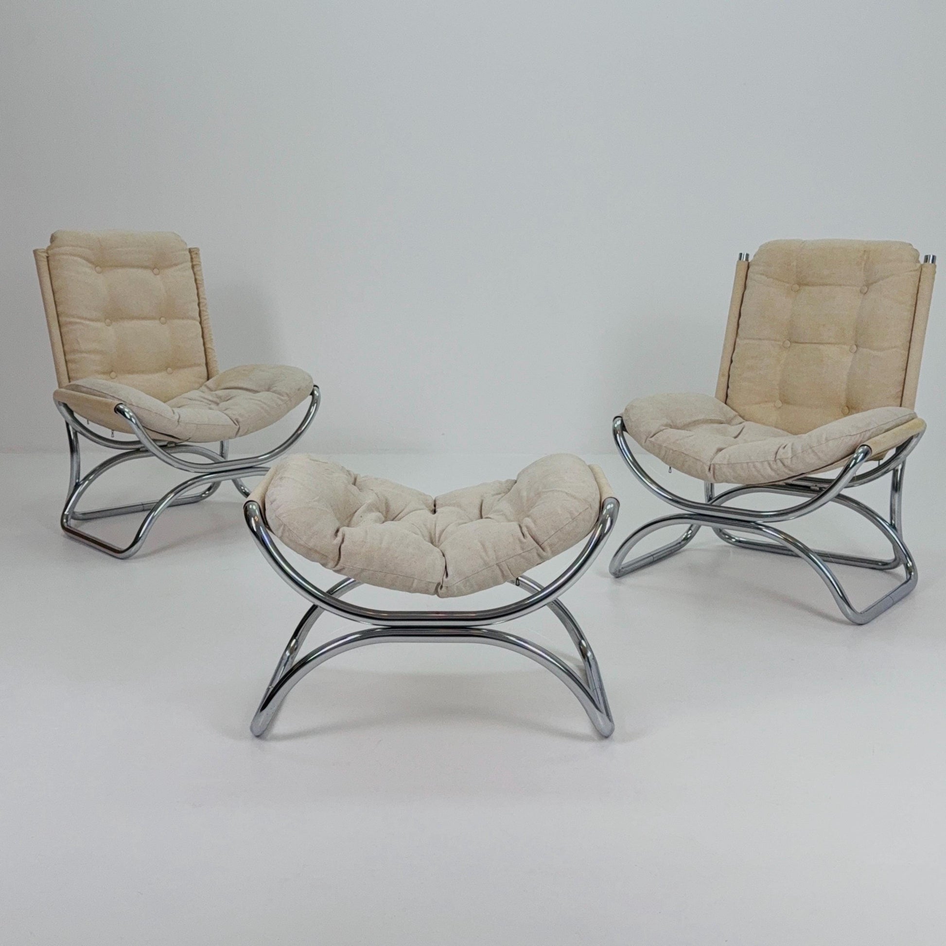 Set of 3 Mid century Jan Schröfer Lounge Chairs & Ottoman for Ahrend de Cirkel, 1970s Netherlands