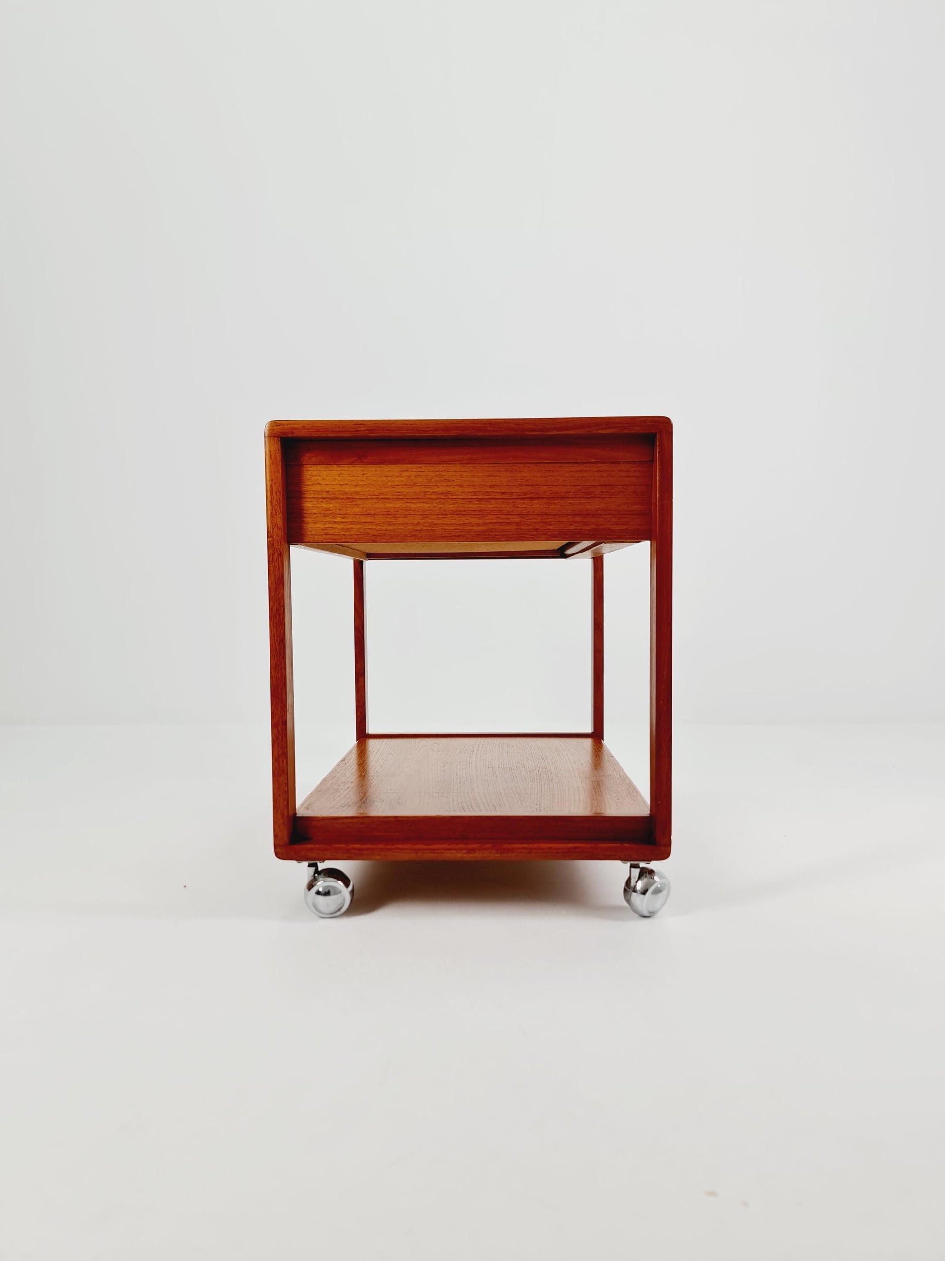 Vintage mid century danish trolley in teak Sideboard / bar cart By Salling Stolefabrik, 1960s