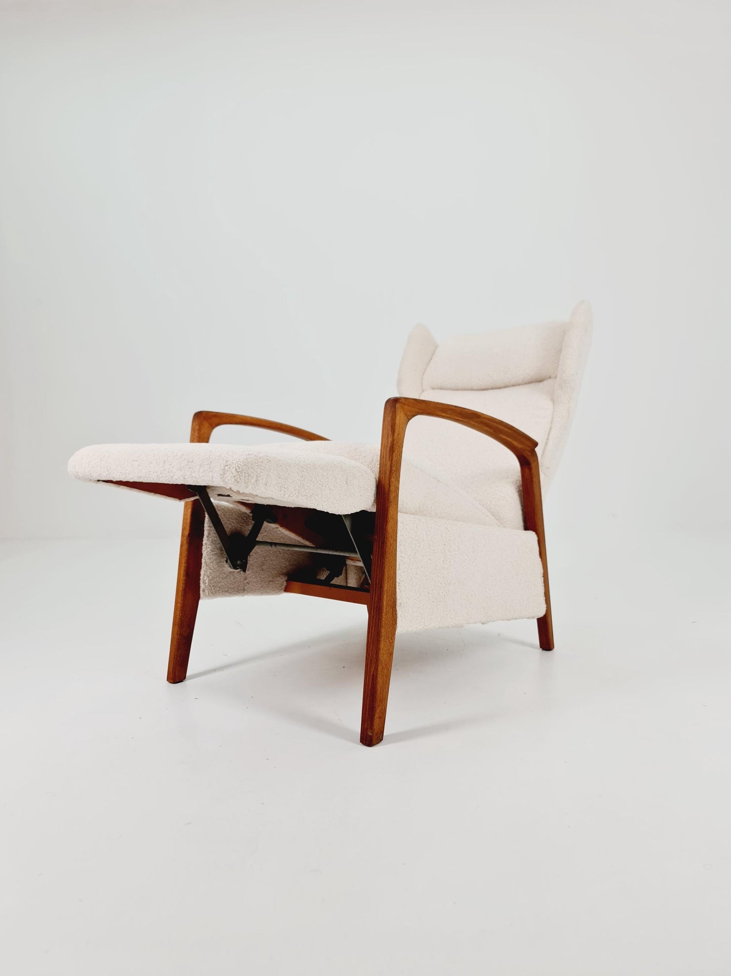 German Lounge Chair with foot Rest , 1940s