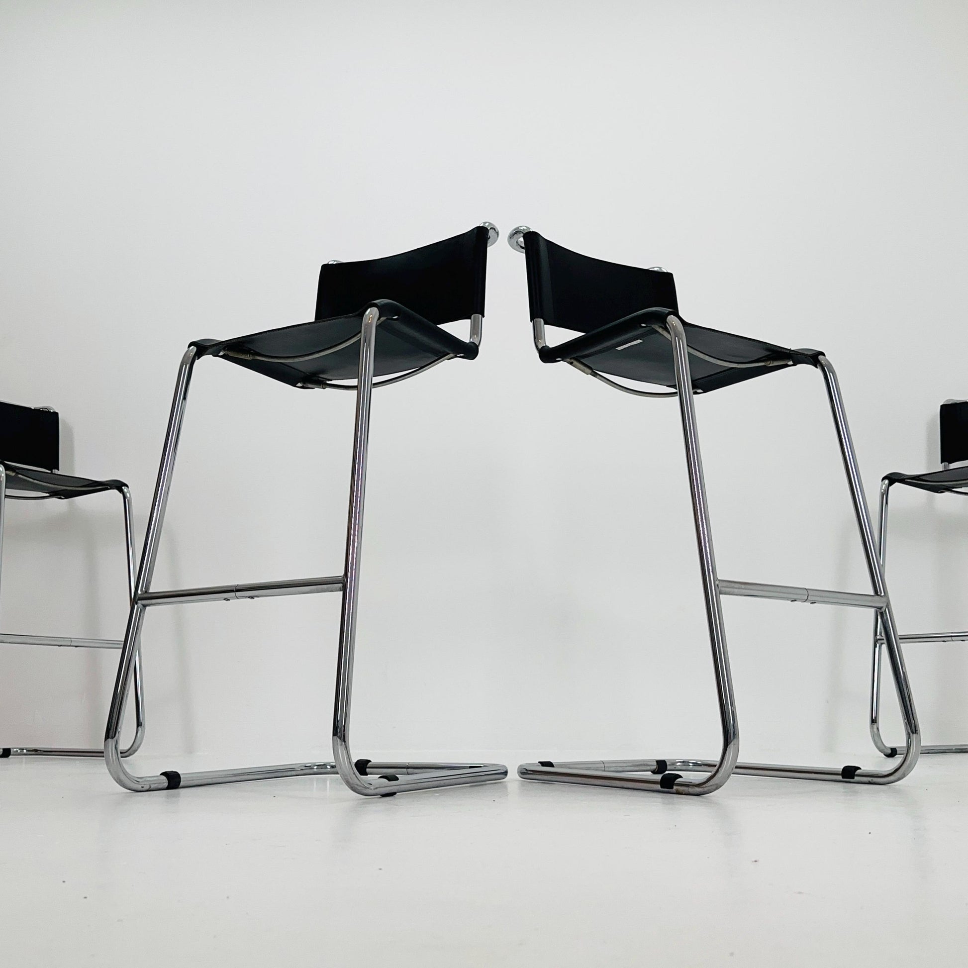 Set of 4 Bauhaus S39 L Bar Stools by Mart Stam for Thonet – Black Vegetal Leather & Chrome – 1970s Germany