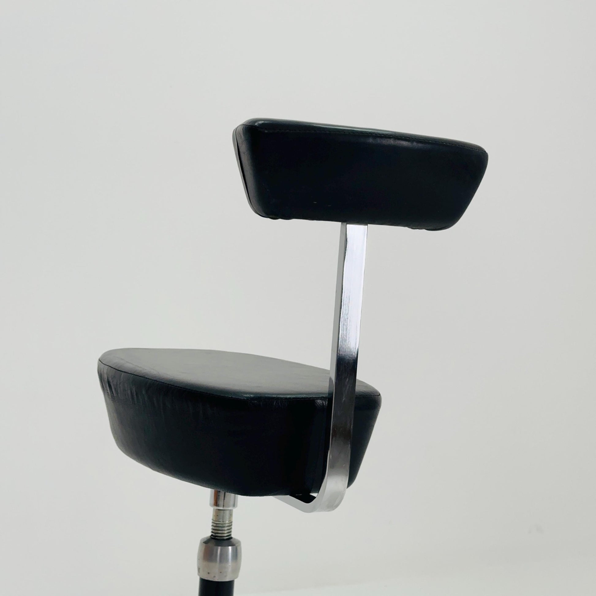 Mid century Parchment black leather swivel stool by George Nelson and Robert Propst for Vitra 1990s