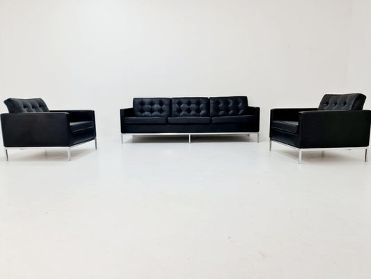 Rare Mid-Century Florence Knoll Bassett Set – Three-Seat Sofa & Two Armchairs – Black Leather – Knoll International , 1950s Germany