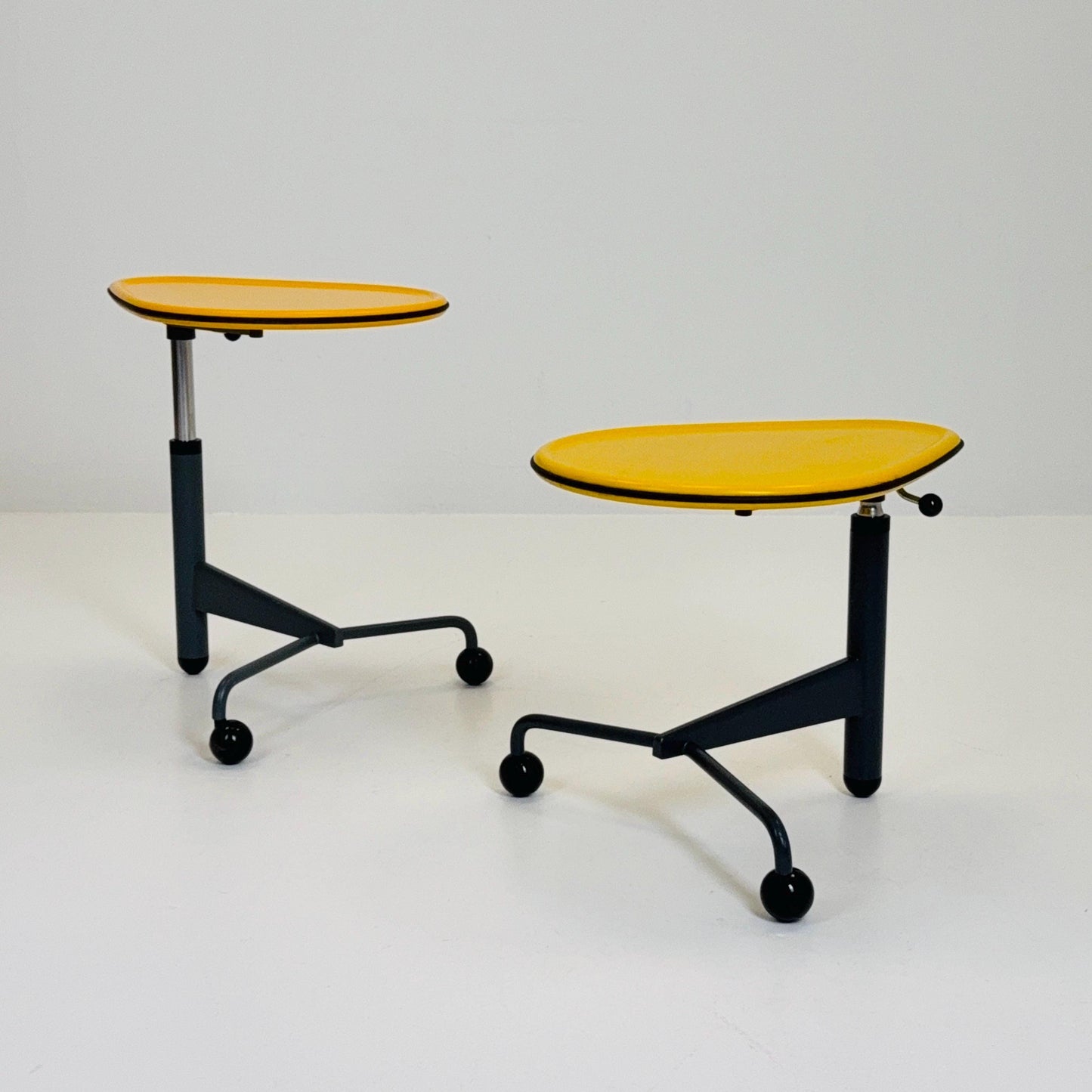 1 of 2 Mid century Adjustable side table “Kick” by Toshiyuki Kita for Cassina Italy 1980s