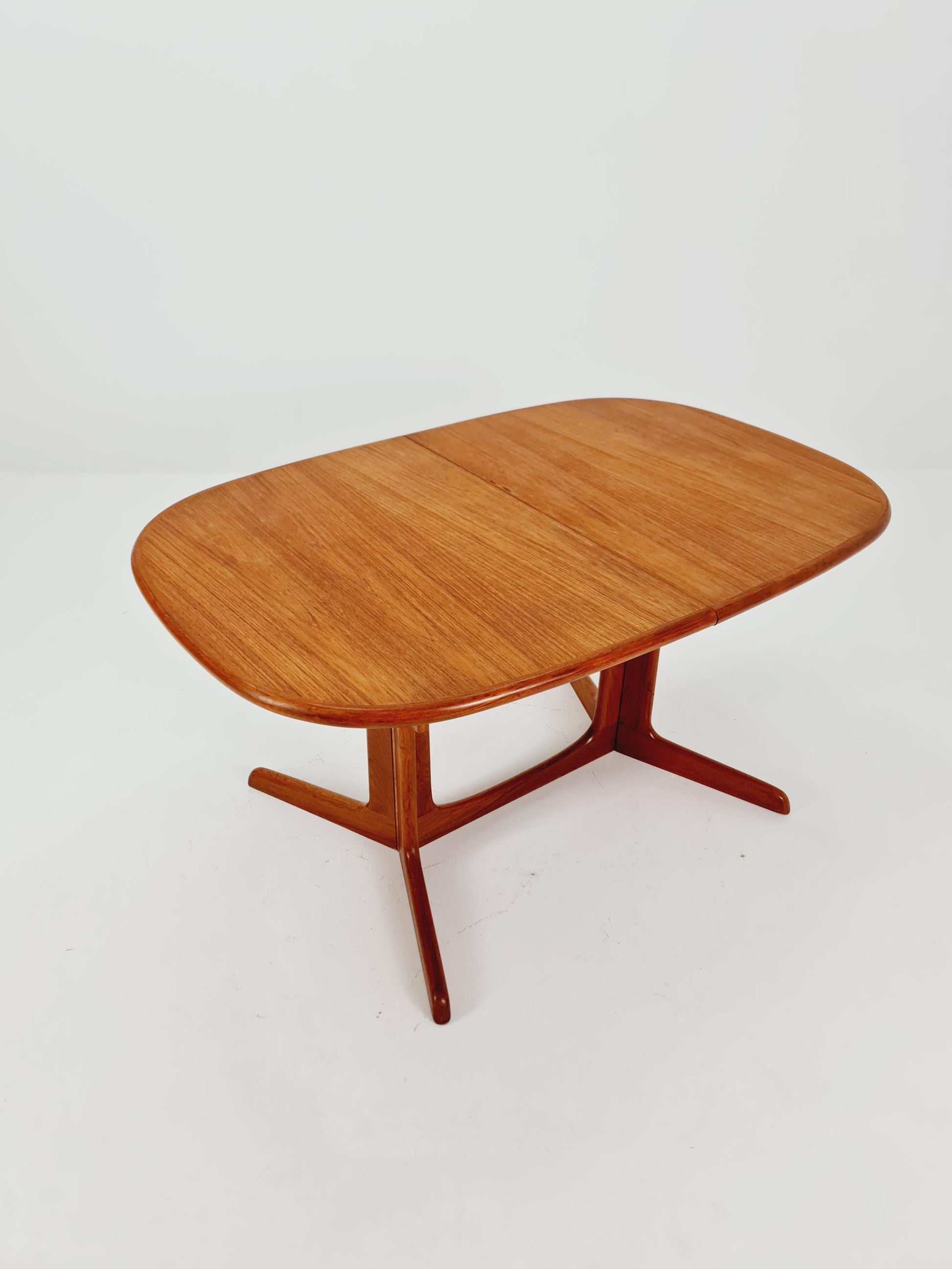 Vintage Danish Teak Oval Dining table by Gudme Möbelfabrik A/S , 1960s