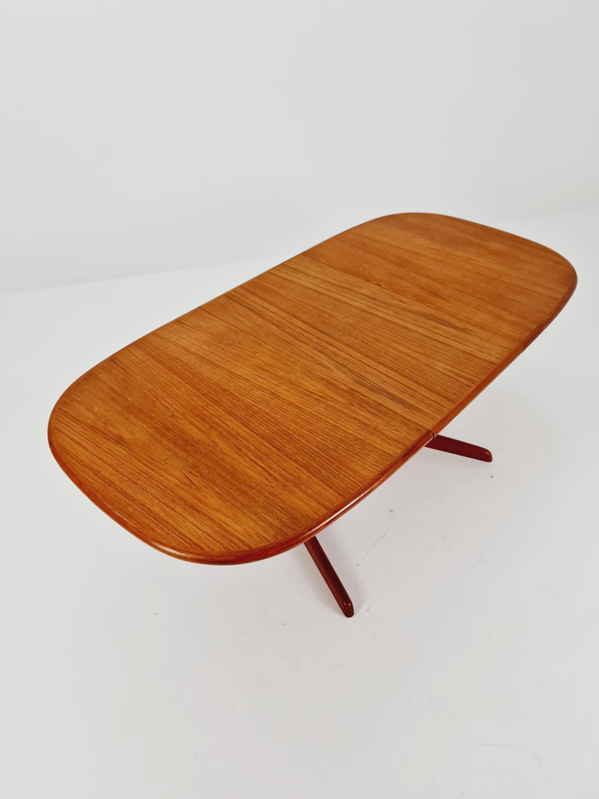 Vintage Danish Teak Oval Dining table by Gudme Möbelfabrik A/S , 1960s