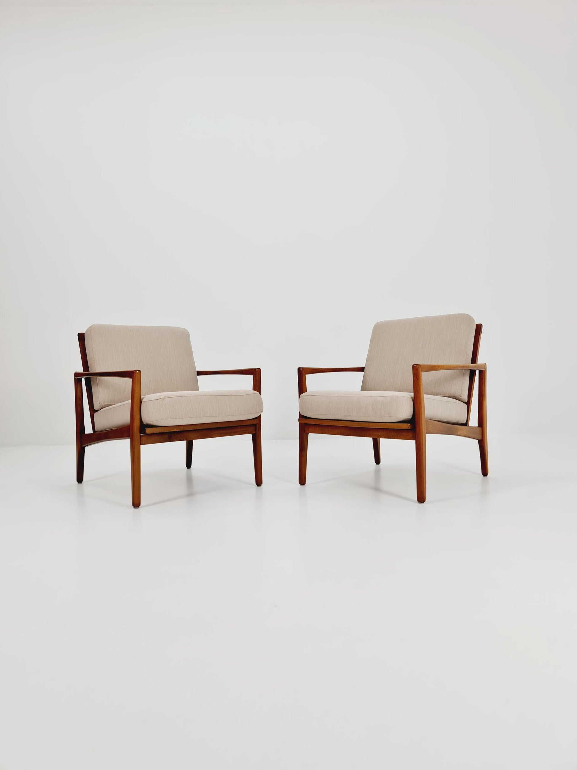 Mid-century pair of German lounge armchair, 1960s