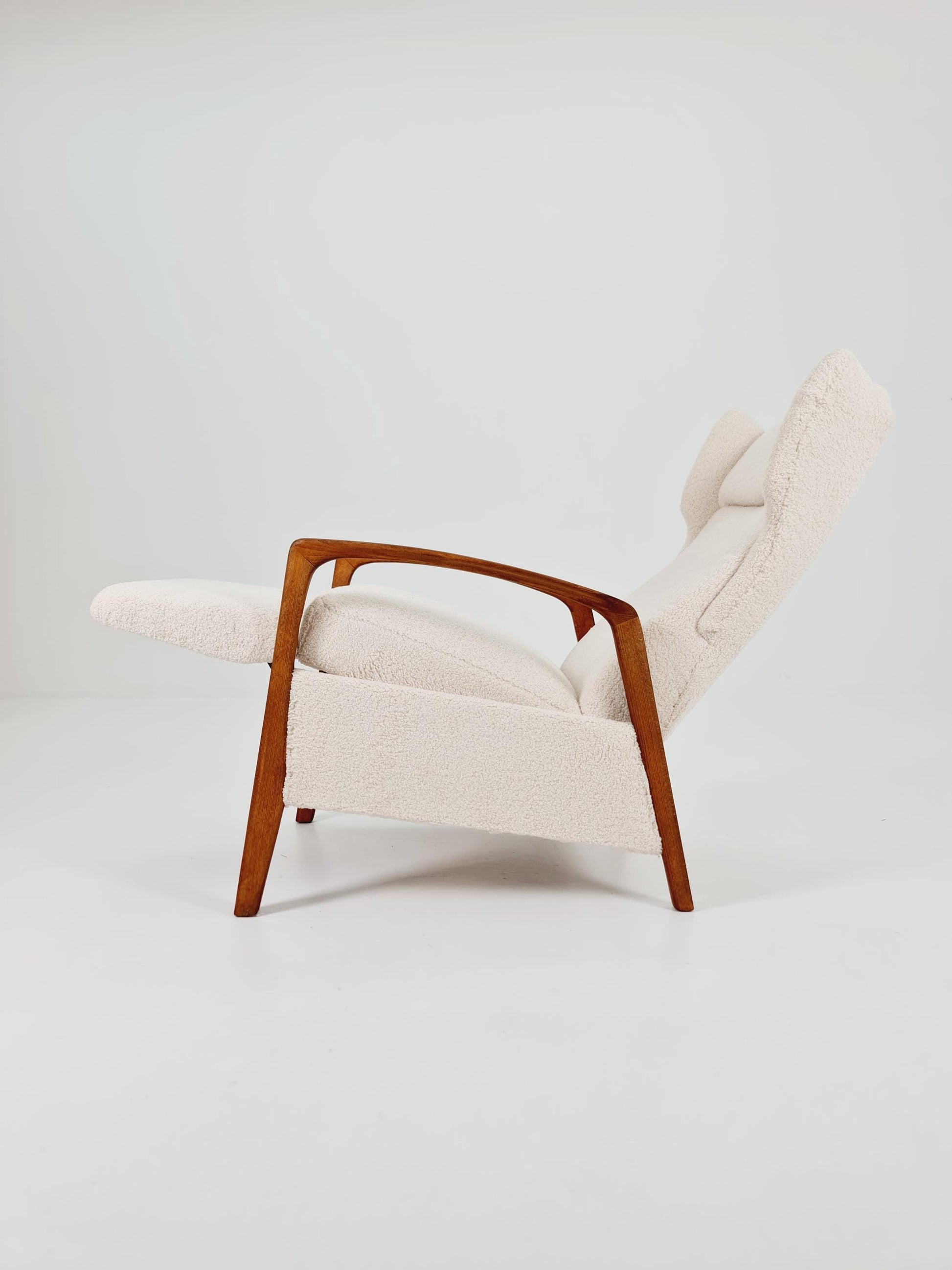 German Lounge Chair with foot Rest , 1940s