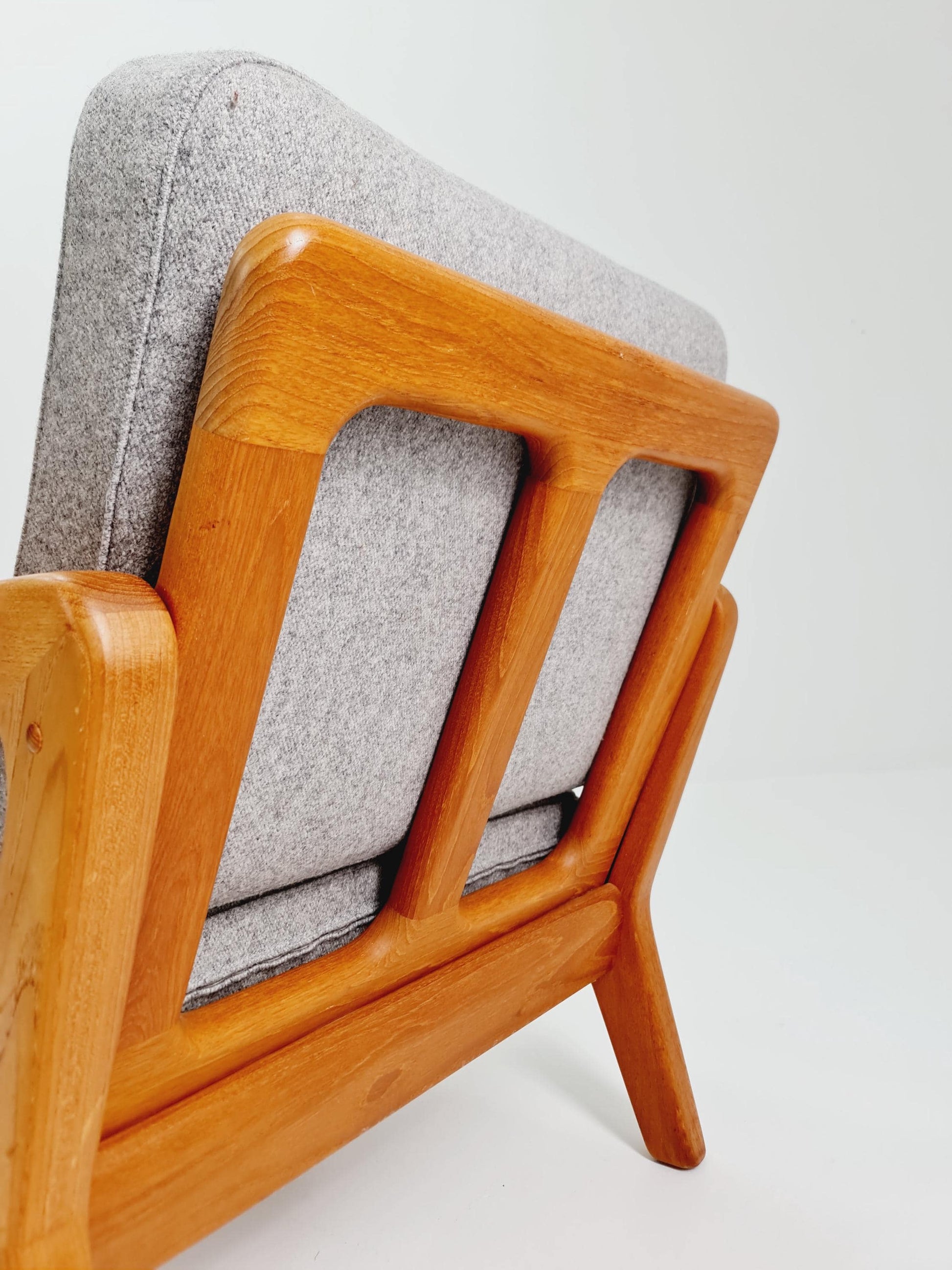Mid century Danish easy lounge chairs by Juul Kristensen , 1970s, Set of 2