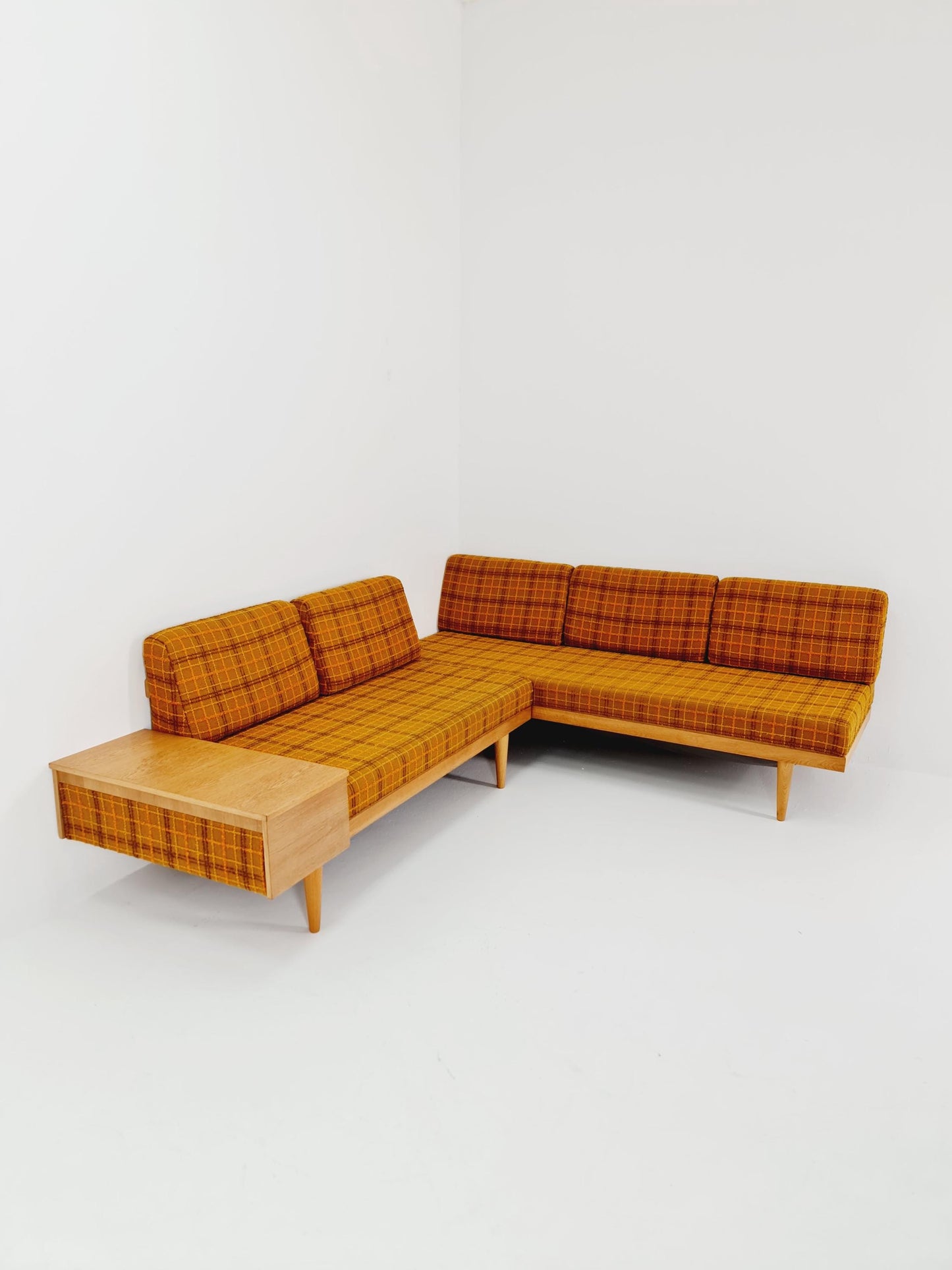 Rare Midcentury Swan Daybed Oak wood , with storage place By Haldor Vik and Ingmar Relling for Ekornes , 1950s