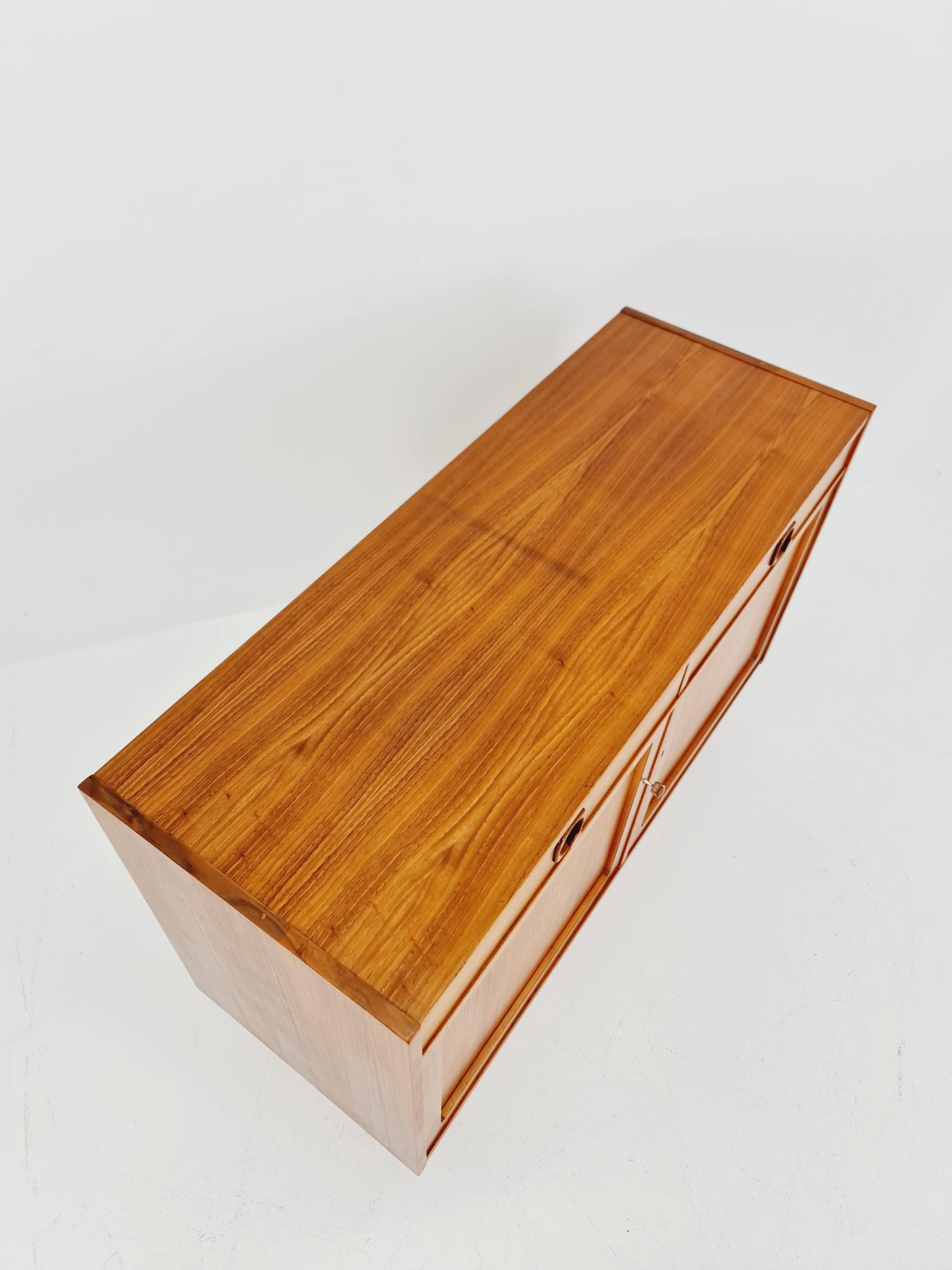 Mid Century Modern Swedish walnut sideboard by B. Fridhagen for Bodafors, 1964