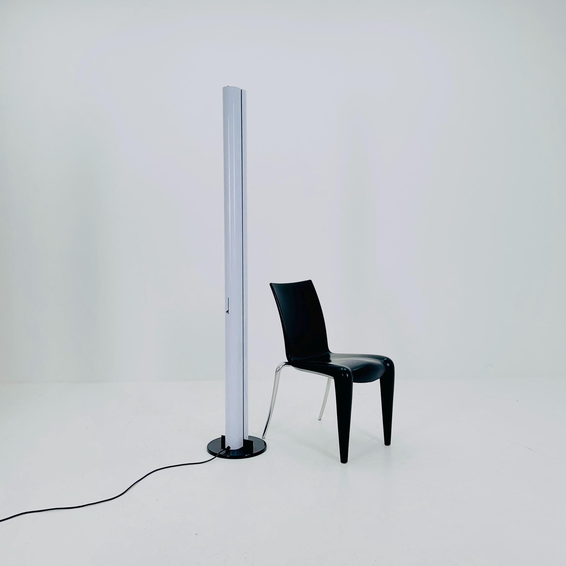 Mid-Century Megaron Floor Lamp by Gianfranco Frattini for Artemide | Italian Design Classic, 1990s