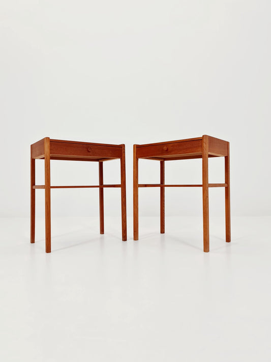 Pair of Swedish Midcentury Teak Vintage Side table/ Bedside table/ Night stand by AB Bjärni Bjärnum 1960s