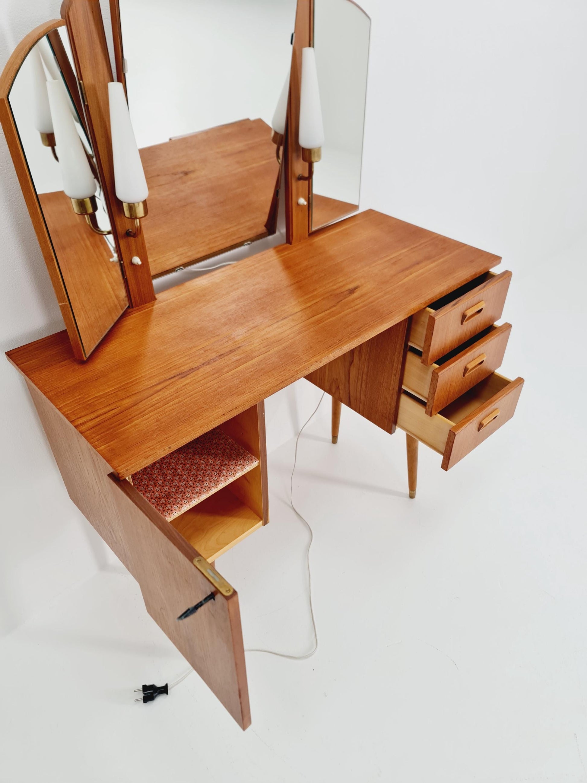 Mid Century Modern Danish Teak vanity table with stool make up table by Fröseke for AB nybrofabriken, 1960s