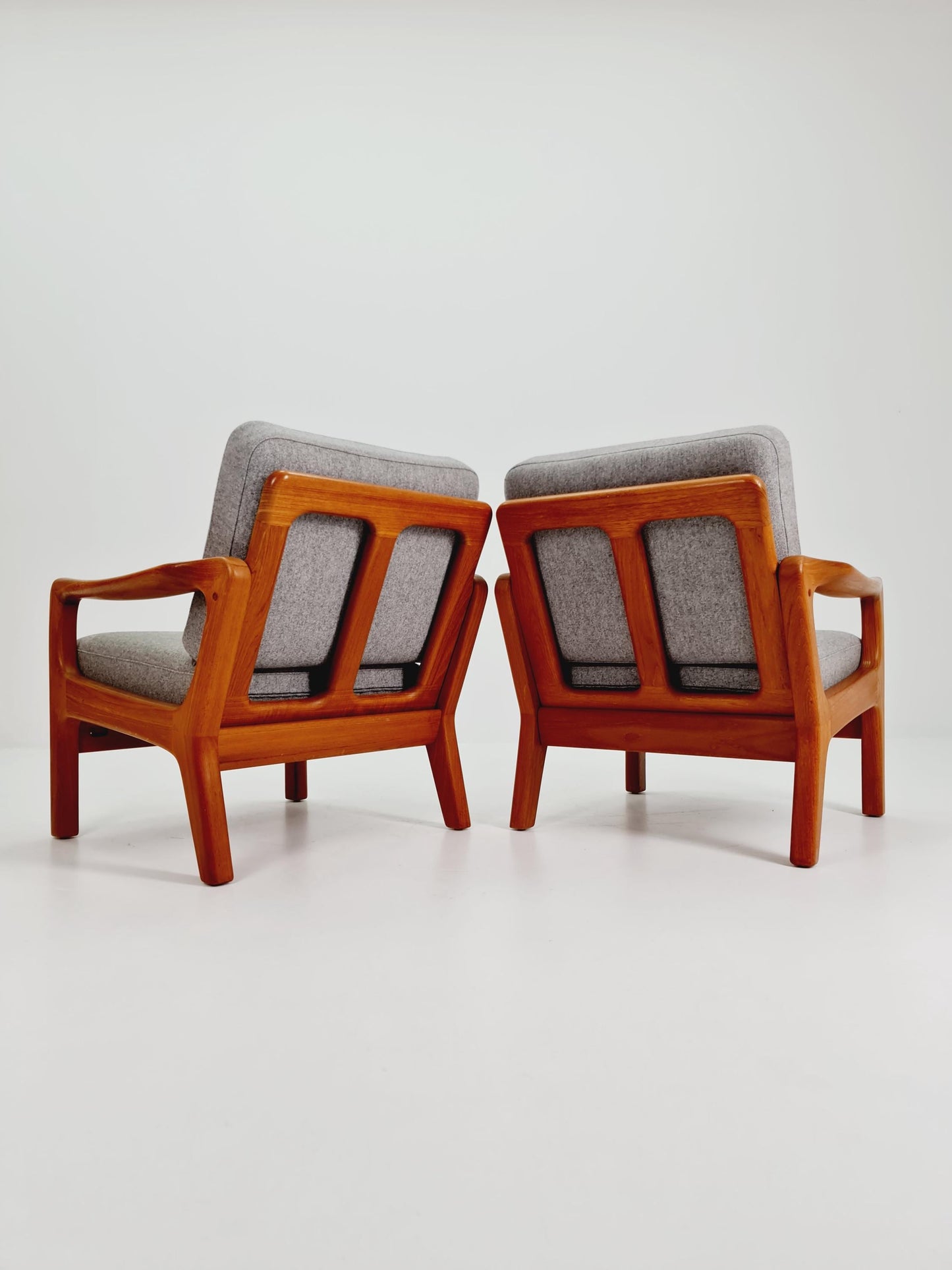 Mid century Danish easy lounge chairs by Juul Kristensen , 1970s, Set of 2