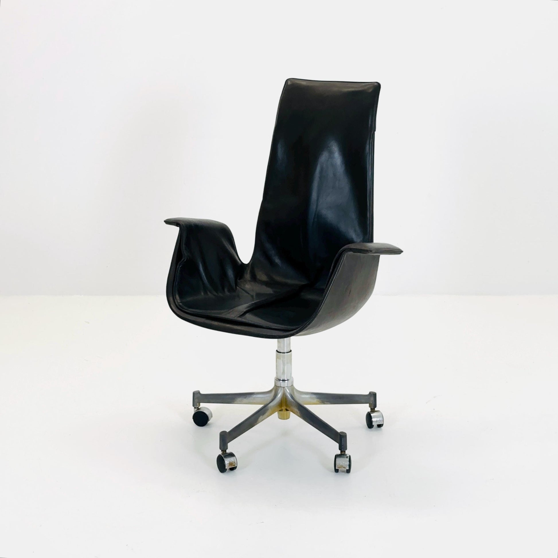 Mid centruy Tulip Desk Chair Modell 6725 by Preben Fabricius & Jørgen Kastholm – for Walter Knoll, 1960s by Kill