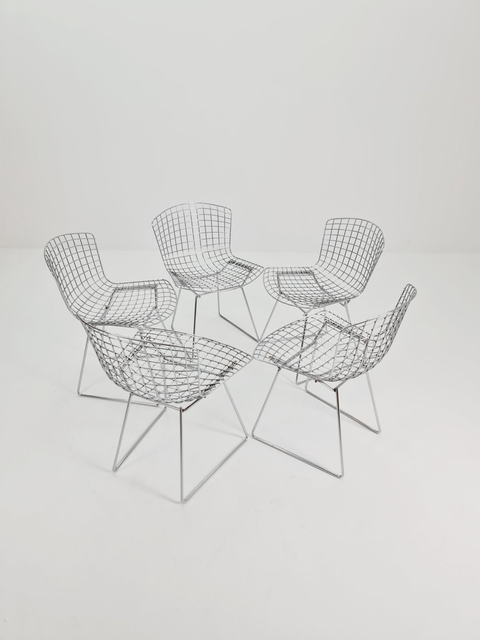 Mid century modern ir By Bertoia Harry for Knoll Iconic dining chairs 1960s, Set of 5