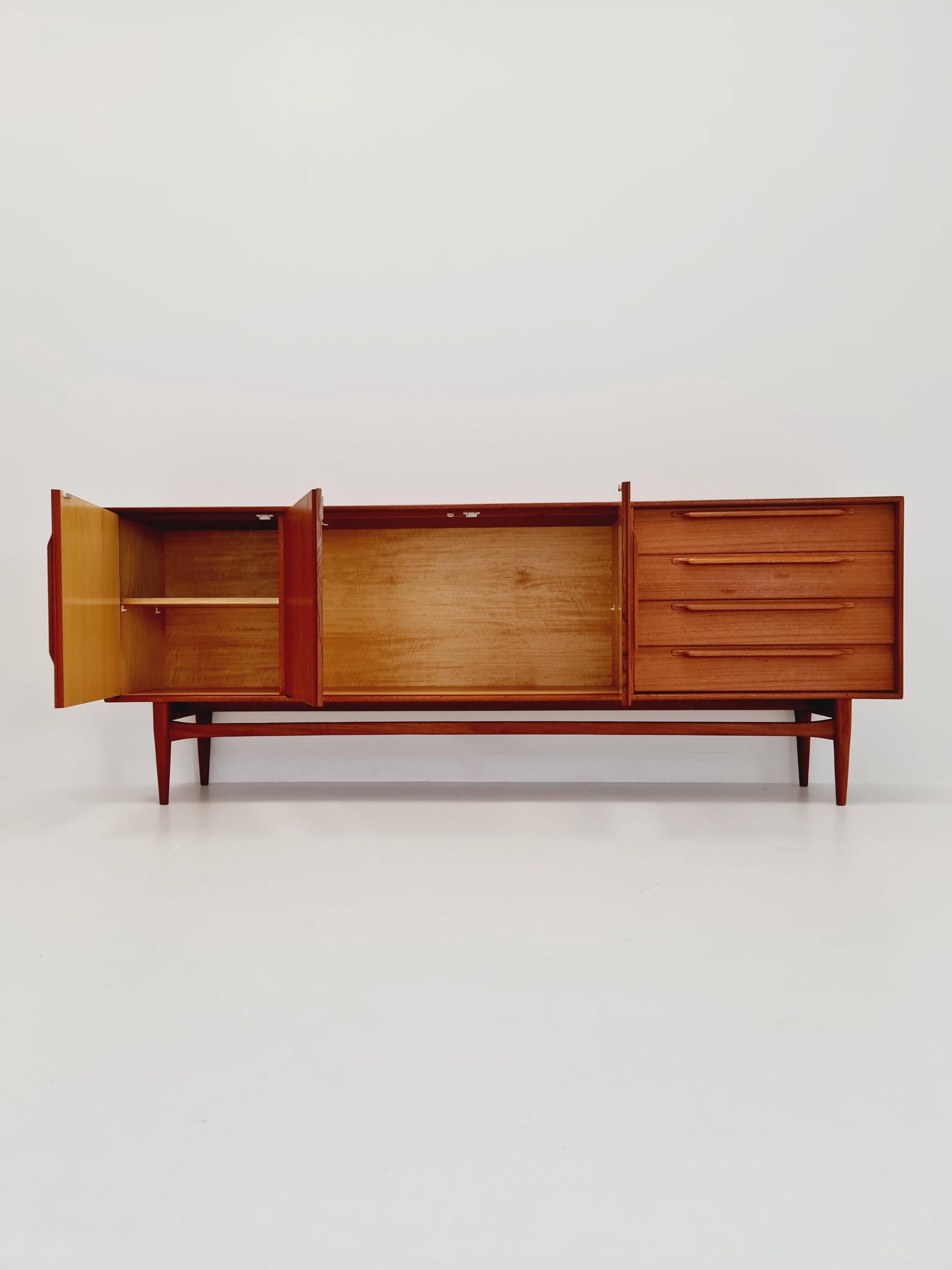 Mid-Century German vintage Sideboard by Heinrich Riestenpatt model RT 200 TYP , 1960s