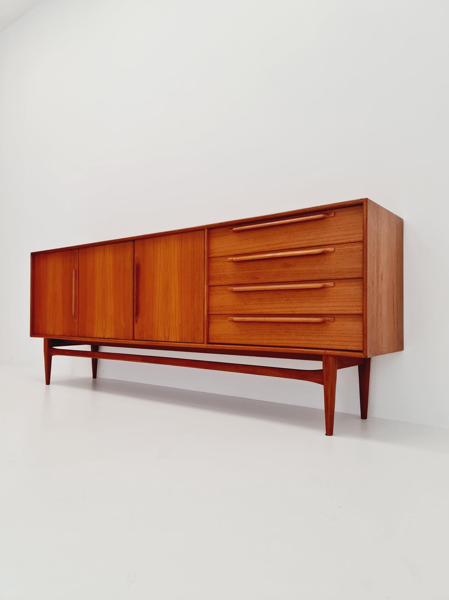 Mid-Century German vintage Sideboard by Heinrich Riestenpatt model RT 200 TYP , 1960s