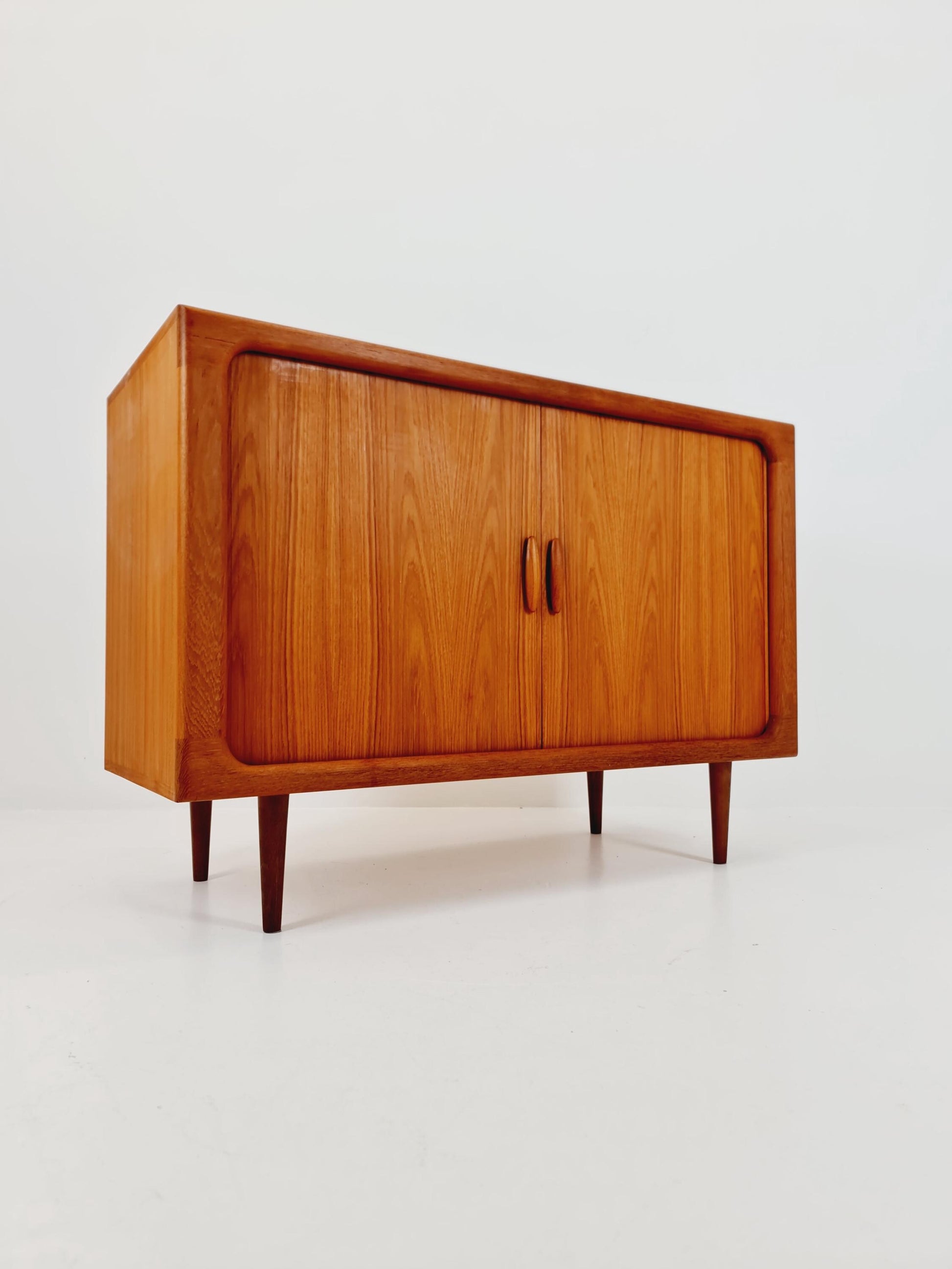 Mid century Solid Danish teak hallway cabinet, Record cabinet By Dyrlund 1960s