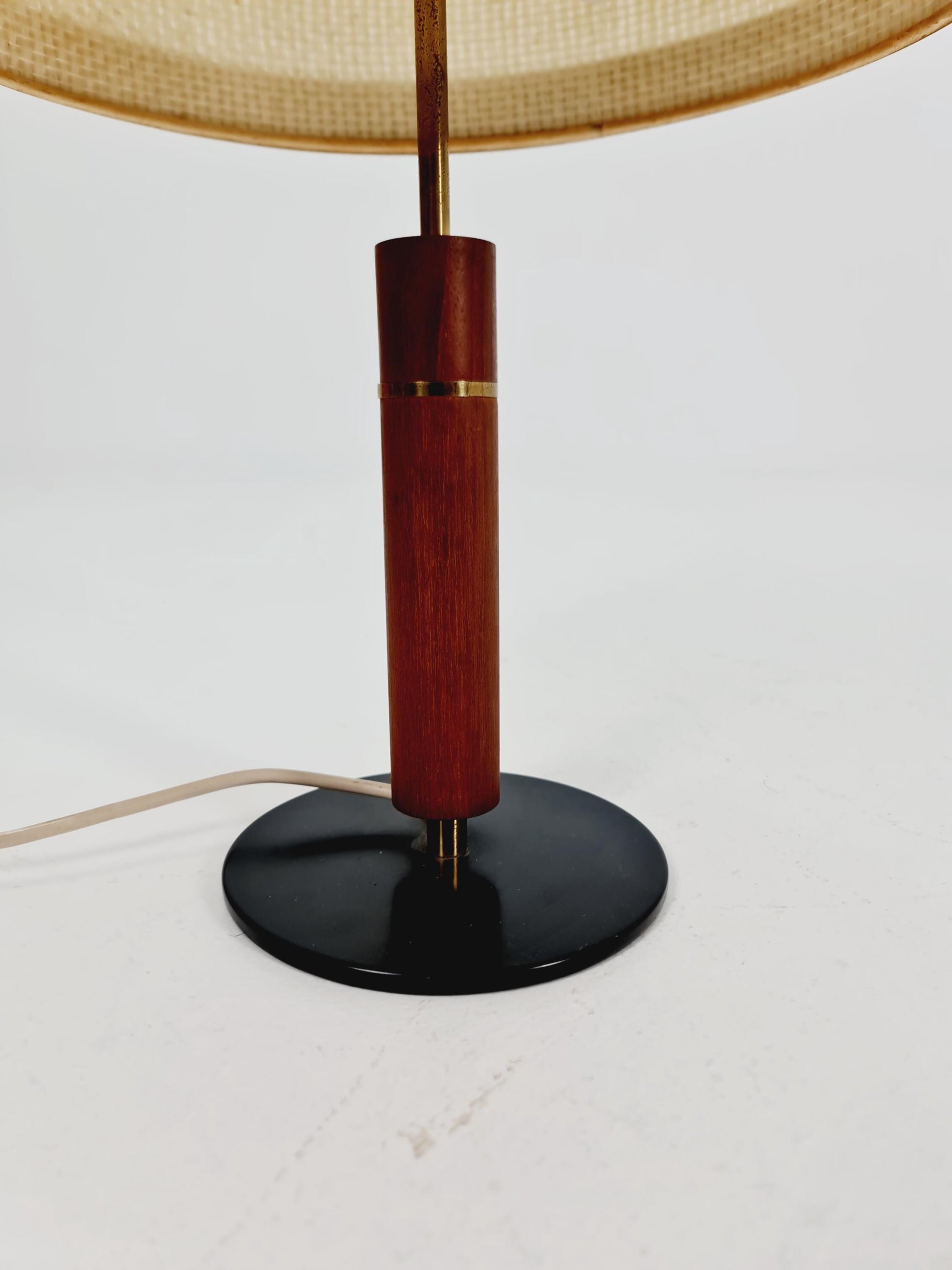Mid century teak & brass table lamp by Vereinigte Werkstätten München, Germany, 1960s