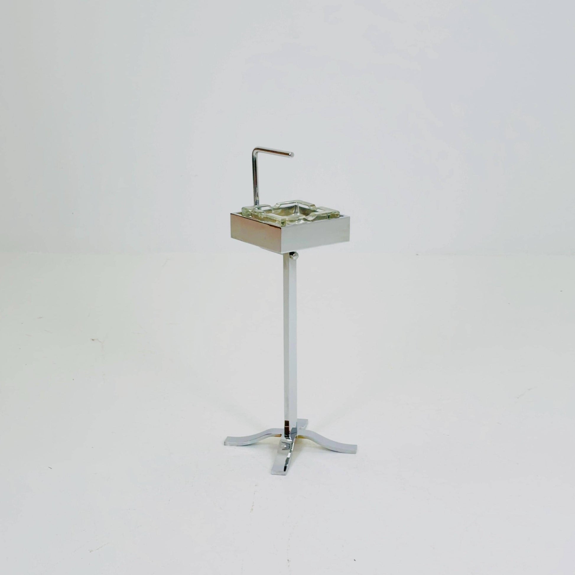 Mid-Century Bauhaus Glass & Chrome Stand Ashtray – Germany 1980s
