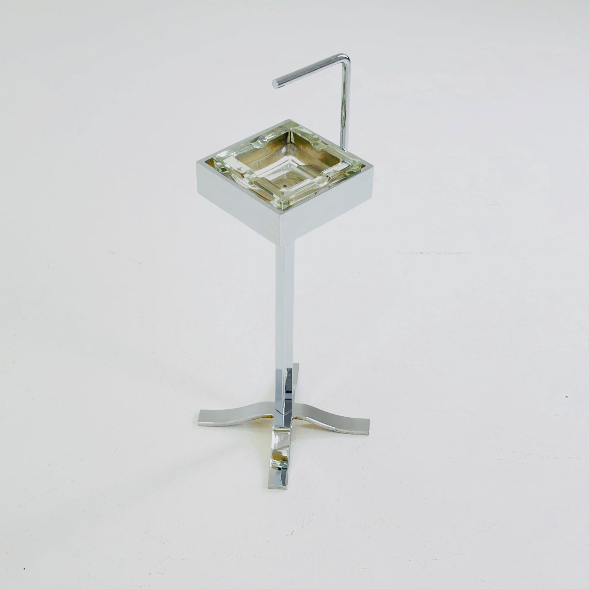 Mid-Century Bauhaus Glass & Chrome Stand Ashtray – Germany 1980s