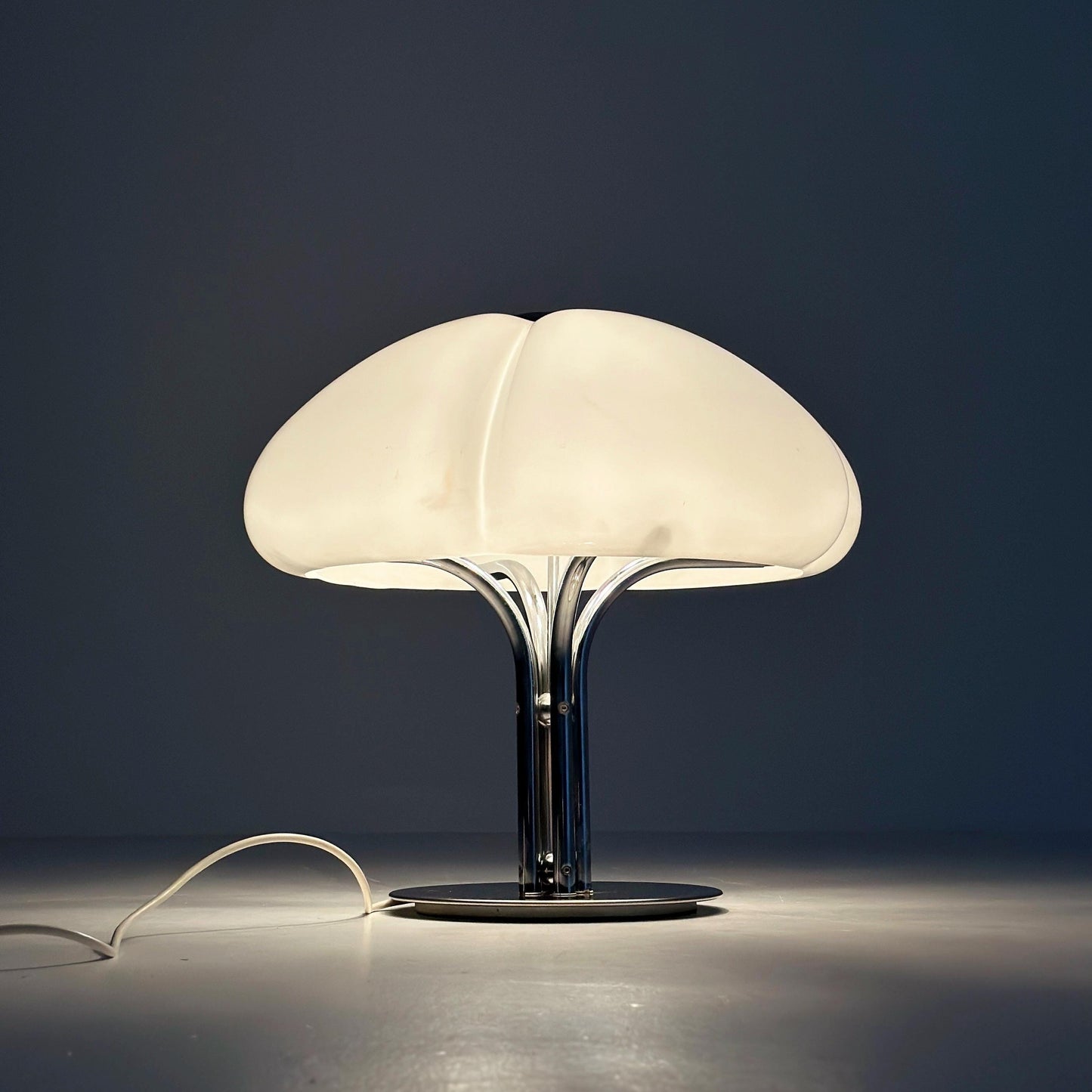 Mid Century “Quadrifoglio” Desk Lamp by Ufficio Progetti for Guzzini, Italy 1970s
