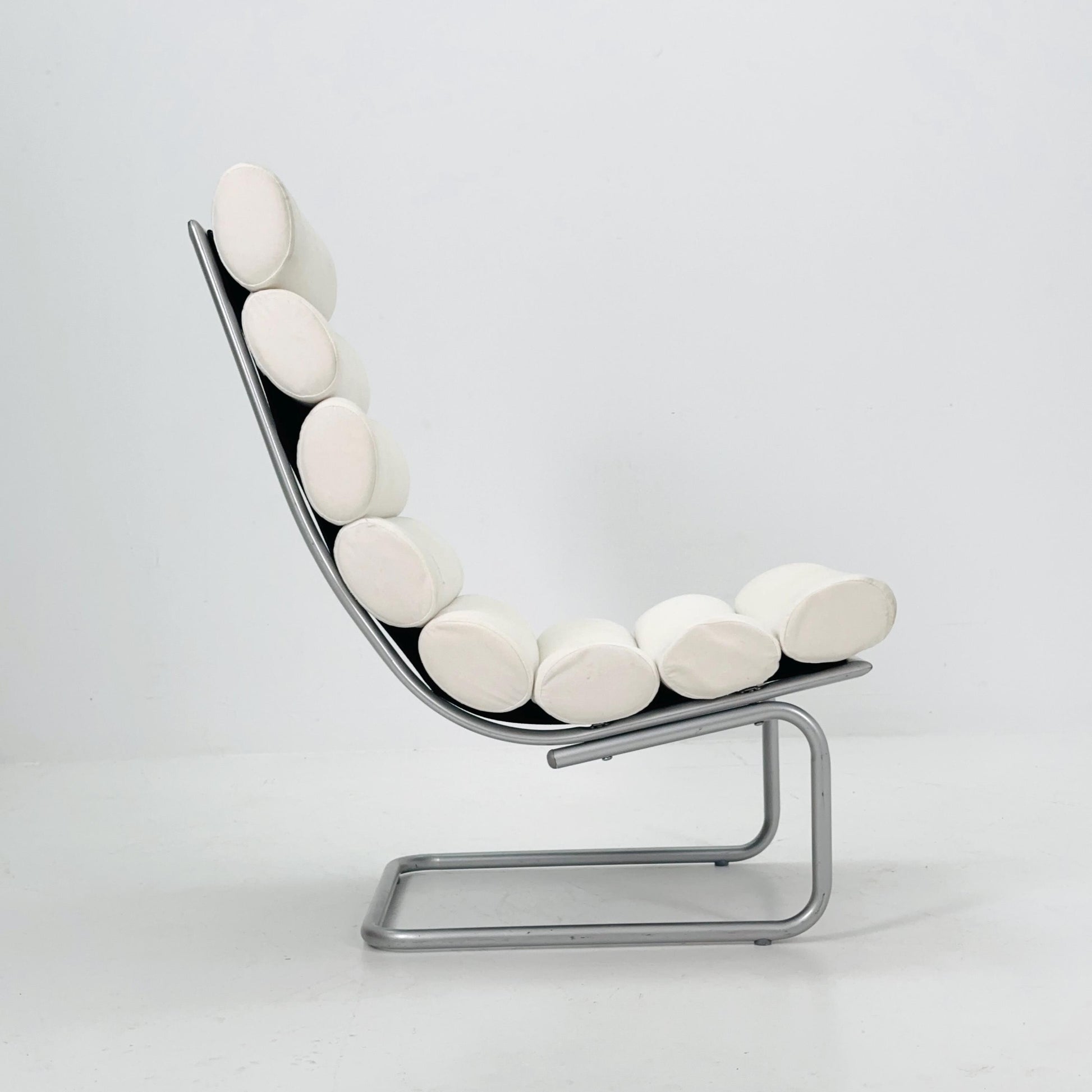 Mid-Century Bauhaus Lounge Chair | Italy 1980s