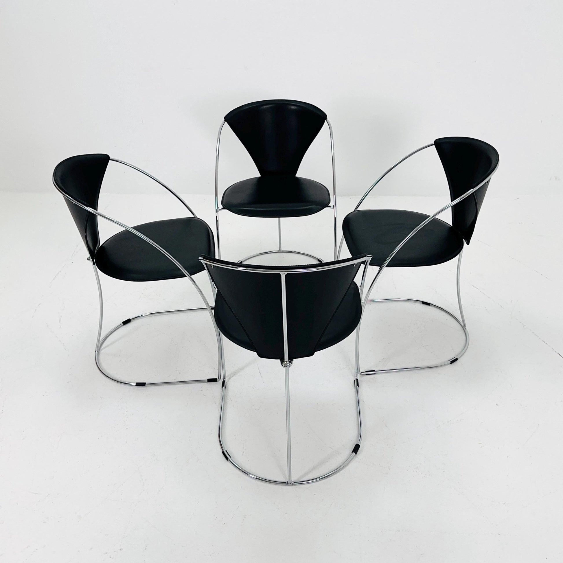 Set of 4 Mid-Century Modern Dining Armchairs by Arrben | Model Linda, Black Leather & Chrome, Italy 1980s