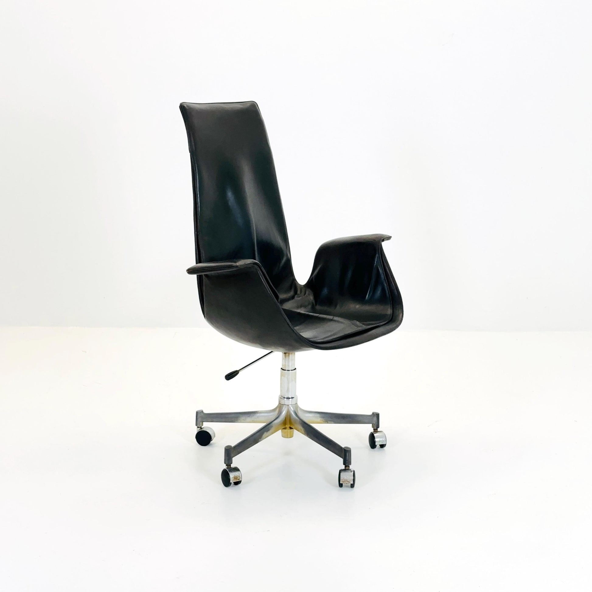 Mid centruy Tulip Desk Chair Modell 6725 by Preben Fabricius & Jørgen Kastholm – for Walter Knoll, 1960s by Kill