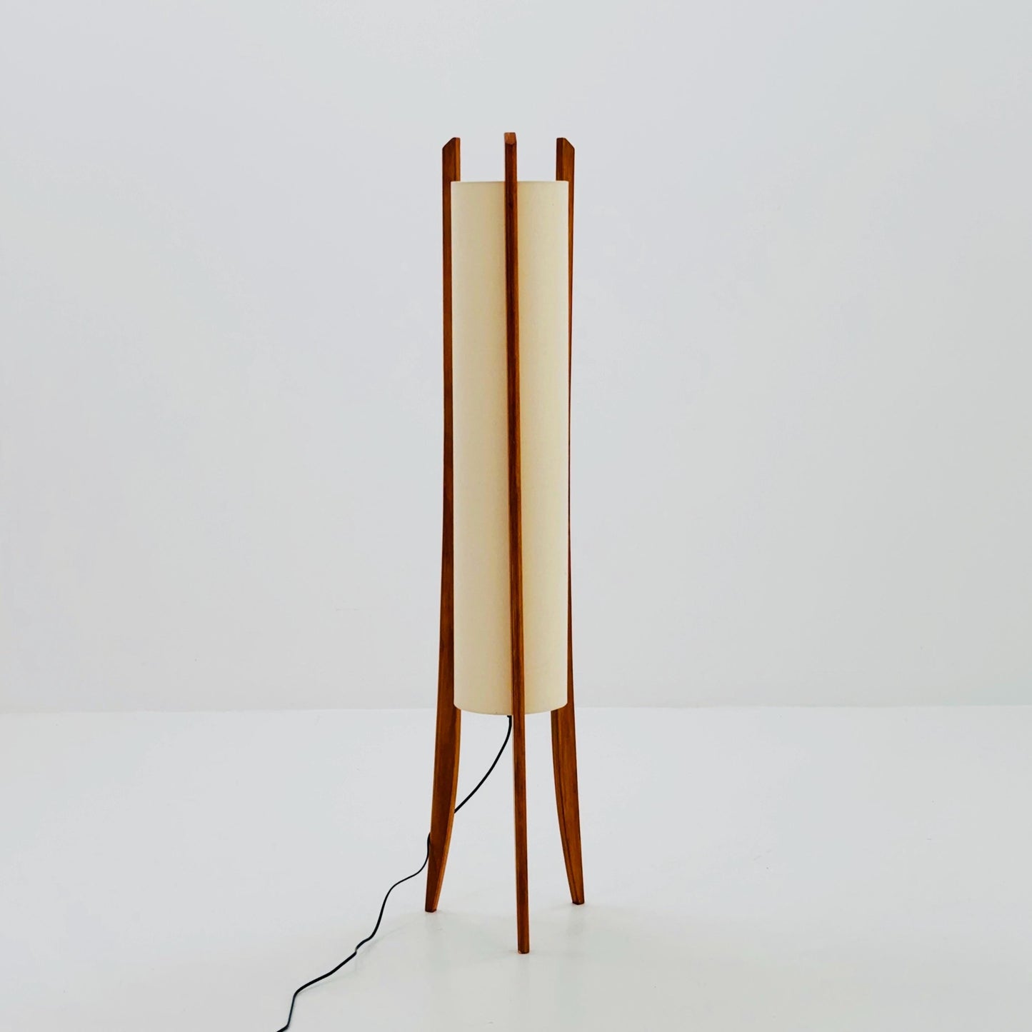 Mid-Century “Rumba” Tripod Floor Lamp by Helena Poch for Taller Uno – Spanish Modern Design, 1980s
