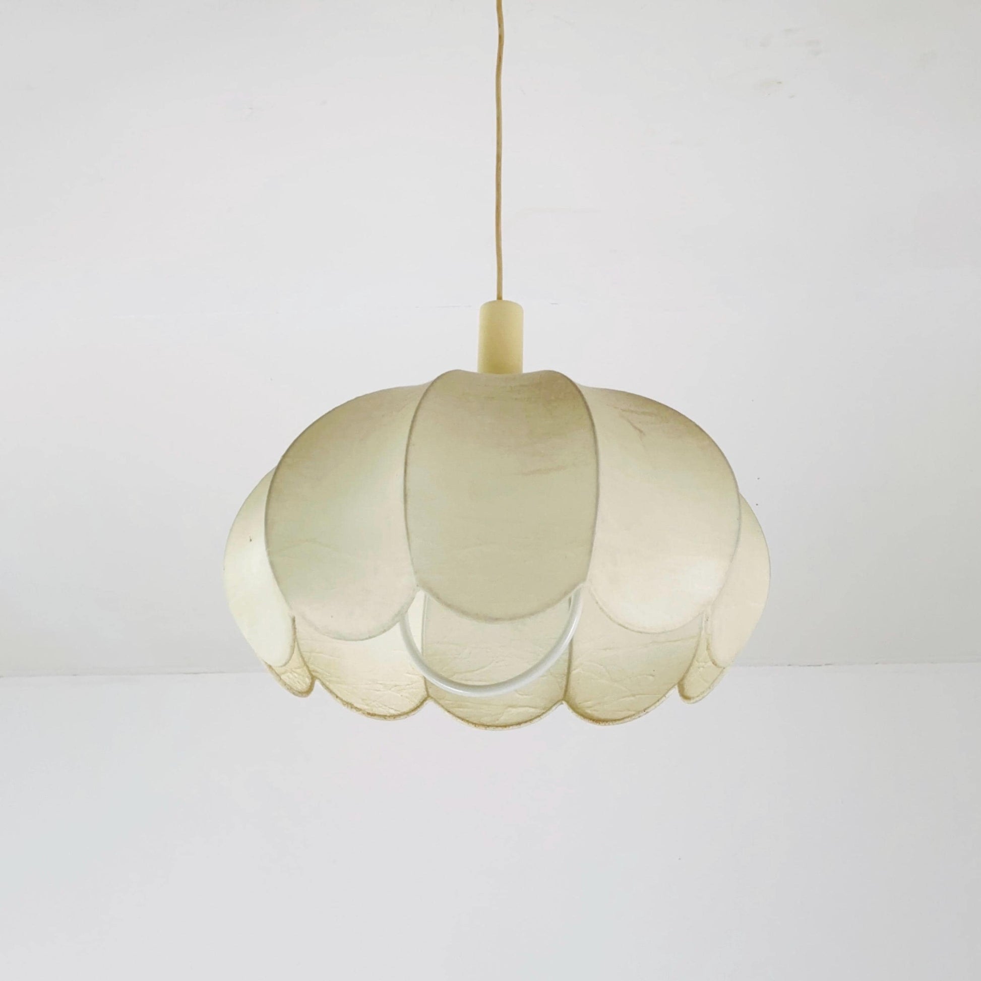 Mid century rare pendant lamp from the Cocoon series Designer Achille & Pier Giacomo Castiglioni Bovezzo (Italy) 1960s