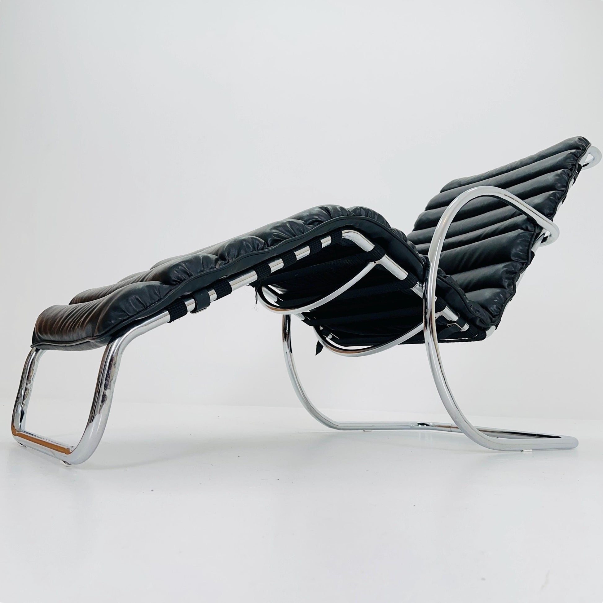 Mid-Century MR Chaise Lounge Chair by Mies van der Rohe for Kare Design Germany, 1980s