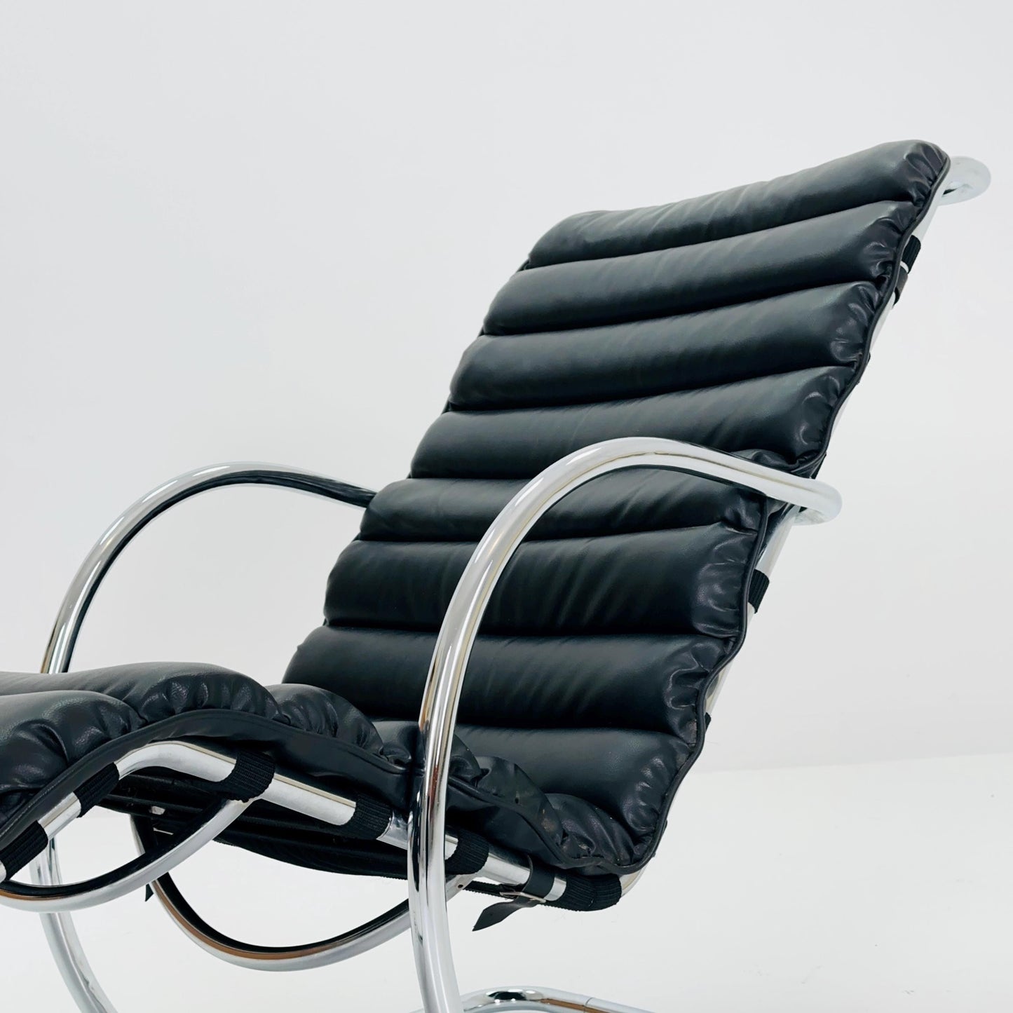 Mid-Century MR Chaise Lounge Chair by Mies van der Rohe for Kare Design Germany, 1980s