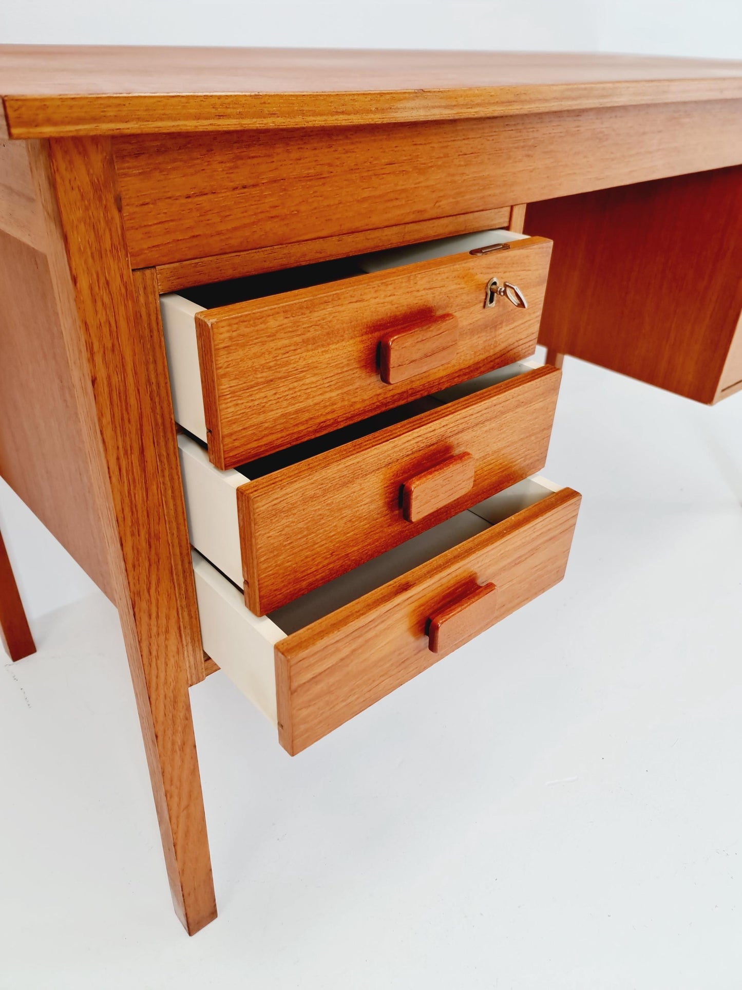 Midcentury Danish Teak Desk by Domino mobler, 1960s