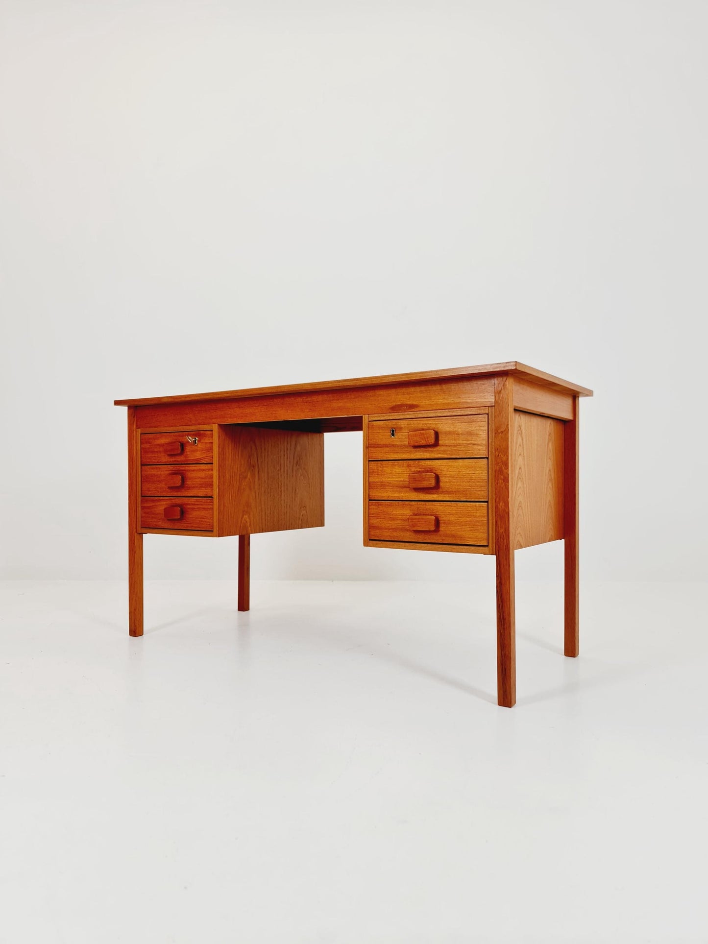 Midcentury Danish Teak Desk by Domino mobler, 1960s