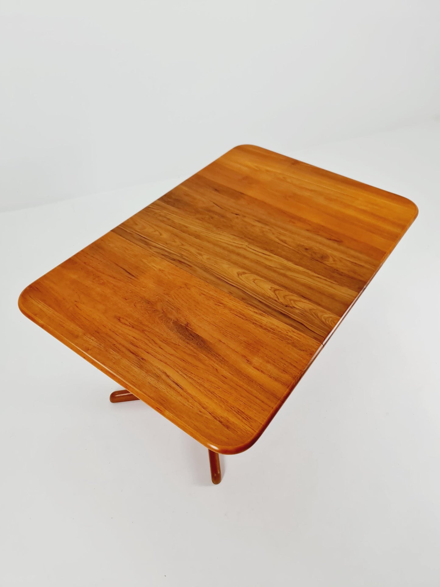 Mid century extendable Danish Modern Solid Teak dining table by Gudme Möbelfabrik ,1970s